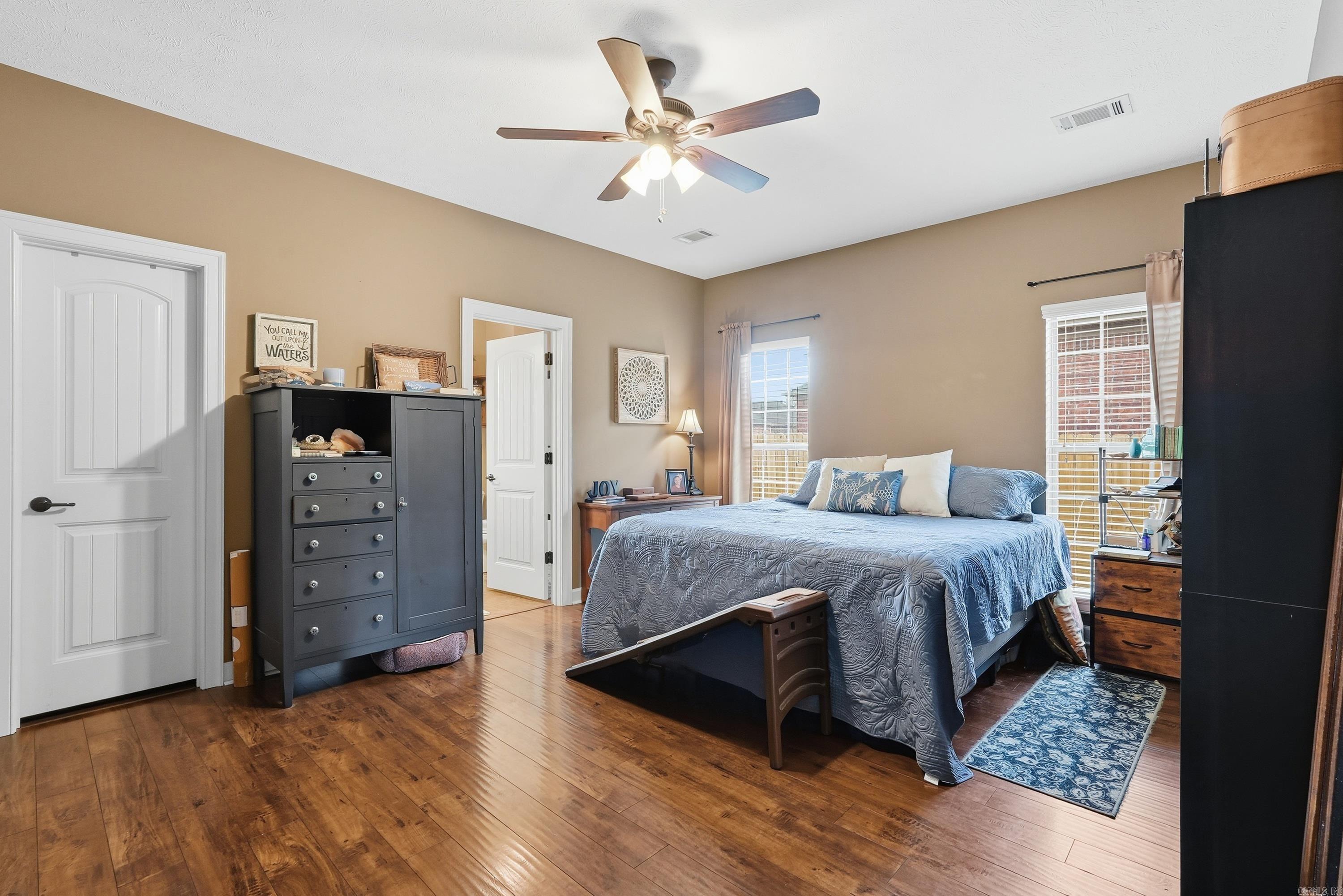 OAK TREE SUB - Residential