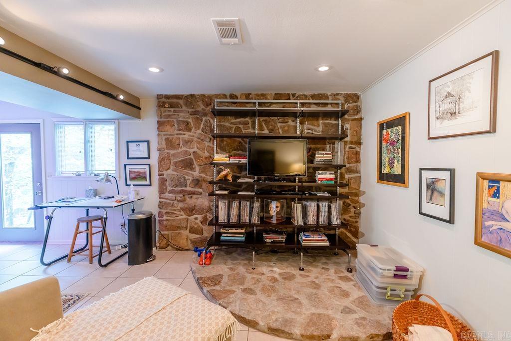 Eden Isle-Country Club - Residential