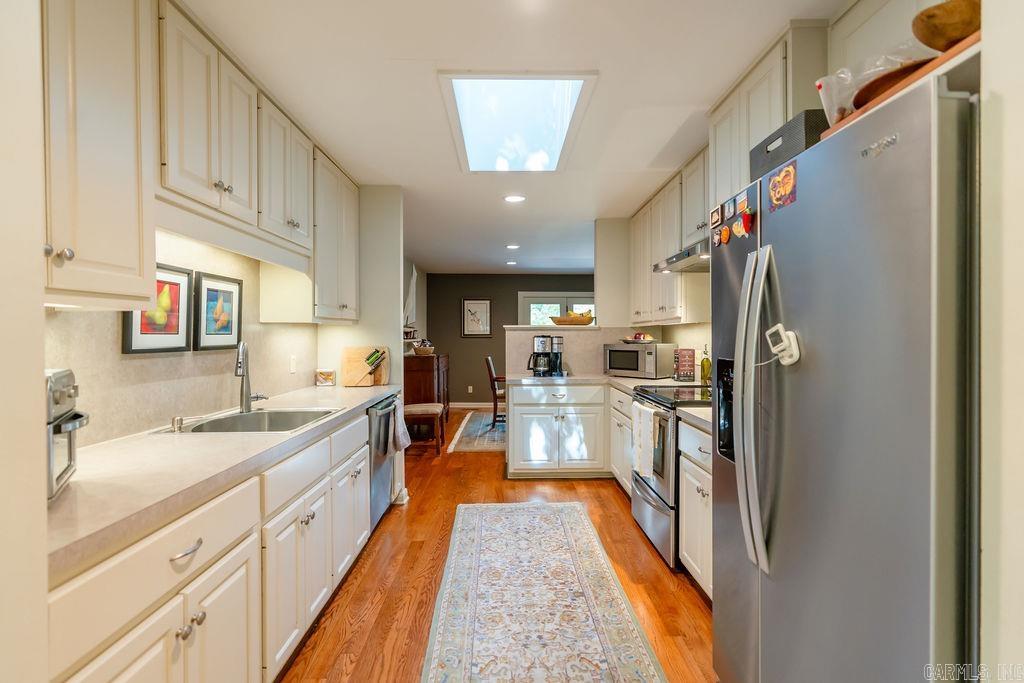 Eden Isle-Country Club - Residential