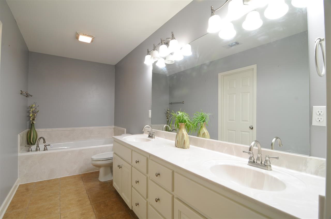 JAXON TERRACE - Residential