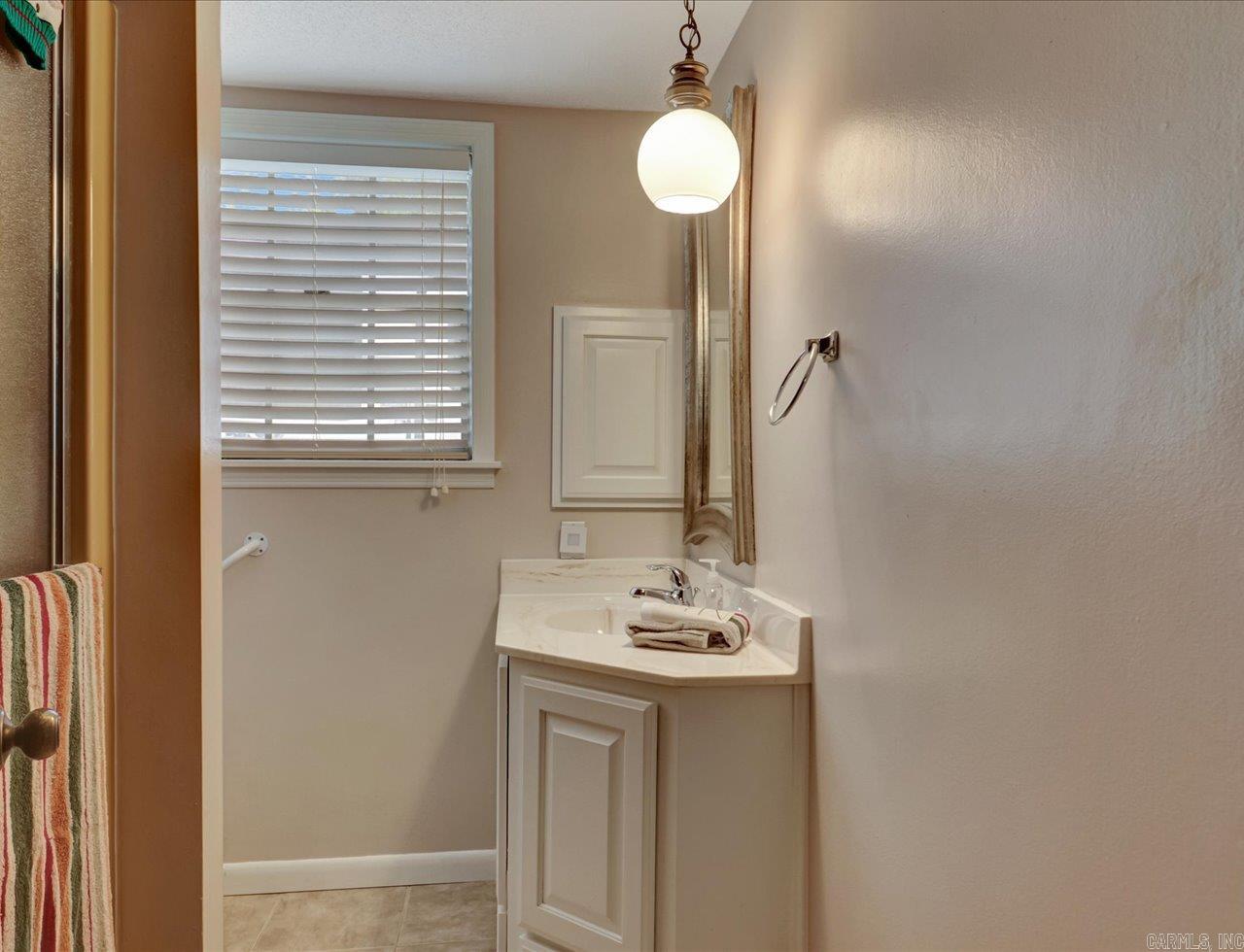 STARCREST HILLS - Residential