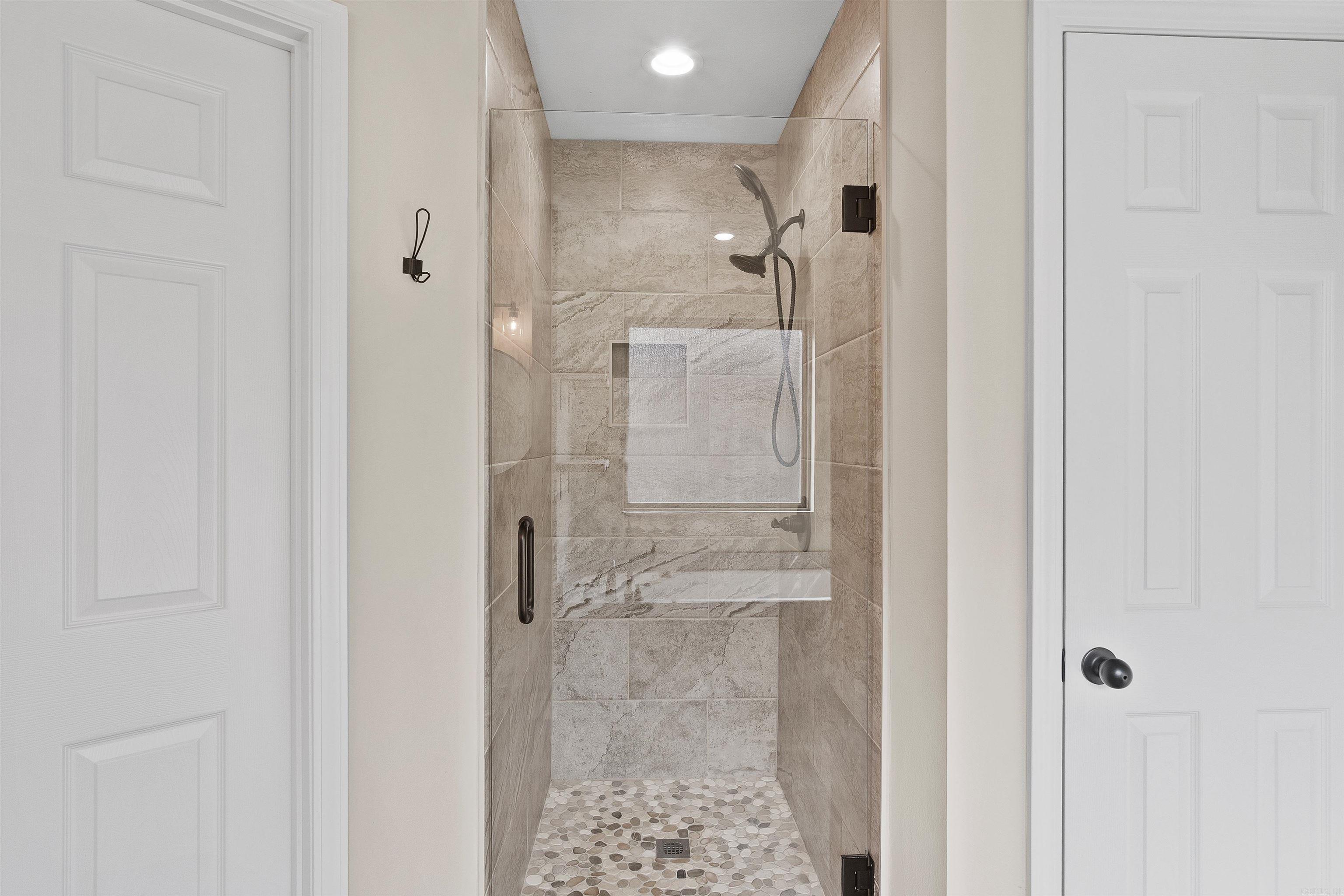 HIDDEN LAKE ESTATES - Residential