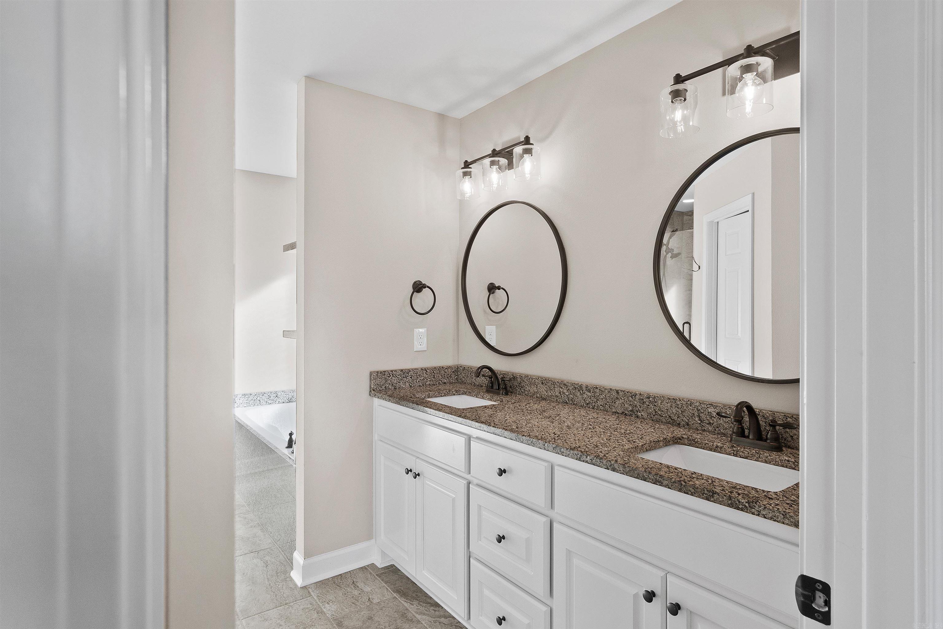 HIDDEN LAKE ESTATES - Residential