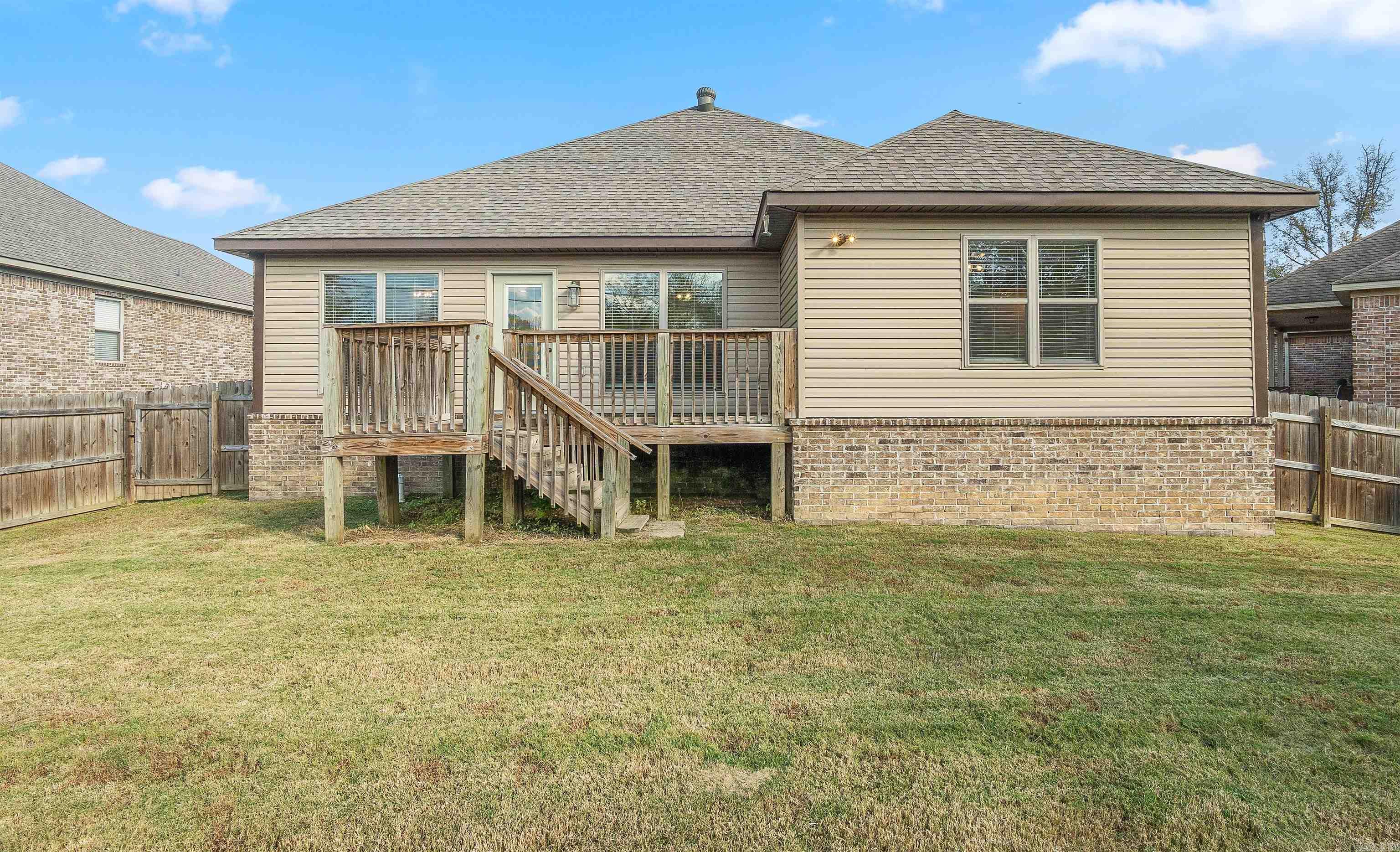 HIDDEN LAKE ESTATES - Residential