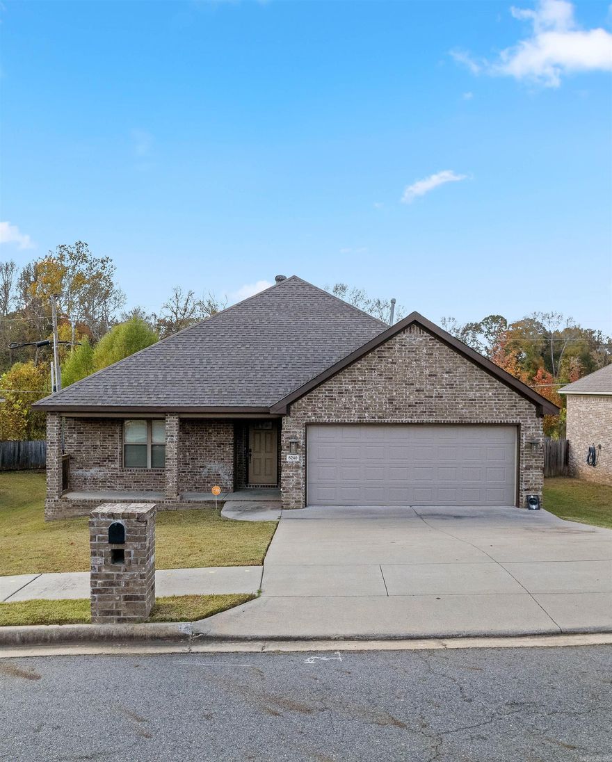 This Open Concept home boasts 3 bedrooms, 2 baths, has lots of space and tons to offer with double sinks in both the Primary Bathroom as well as the Guest Bathroom.  No more fighting for time at the sink.  Plenty of storage in the laundry room to drop those backpacks and bags before entering the kitchen.  Be sure to check out the huge soaker tub and beautiful walk in shower in the primary bathroom.  Enjoy your evenings in the backyard with lots of area to play.  Built in 2019 this one is move in ready and just waiting for you to make it your own.  Conveniently located within approximately 3 miles of the back gate to LRAFB, this one is a must see.  Don't wait!  Call today for your private showing.  ***AGENTS SEE REMARKS***