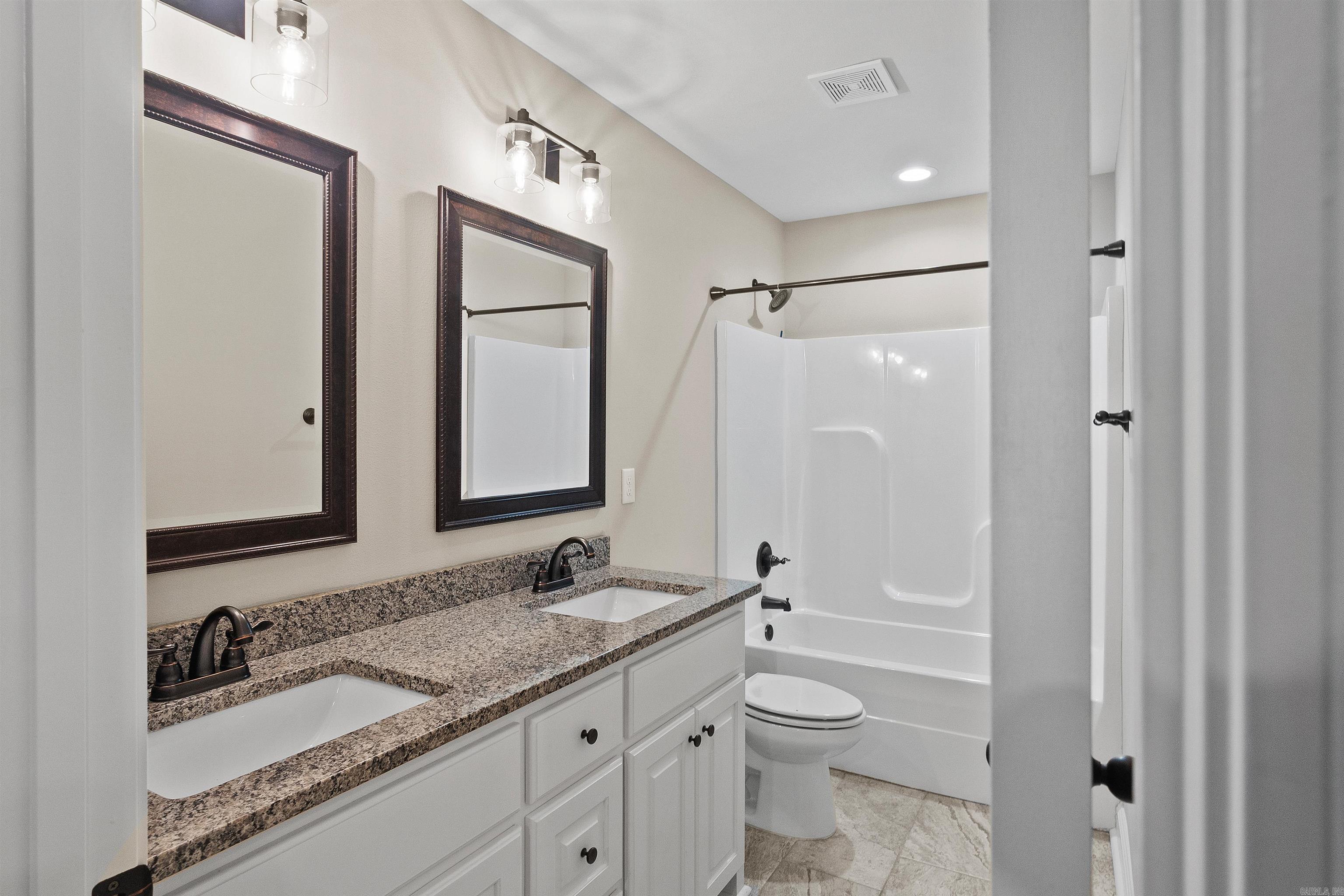 HIDDEN LAKE ESTATES - Residential