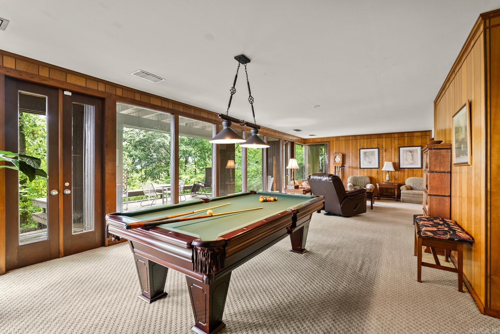 OVERLOOK PARK - Residential