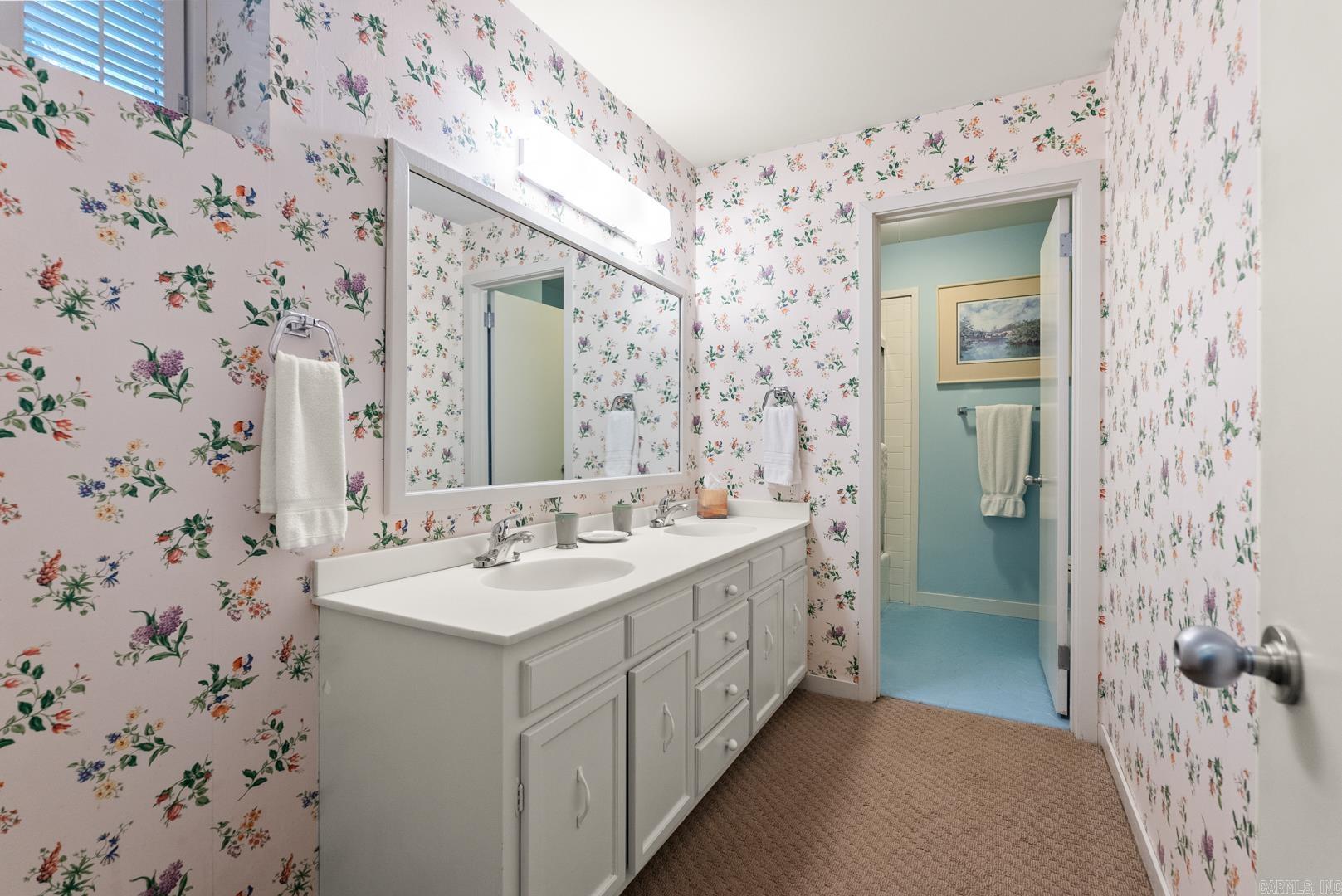 OVERLOOK PARK - Residential