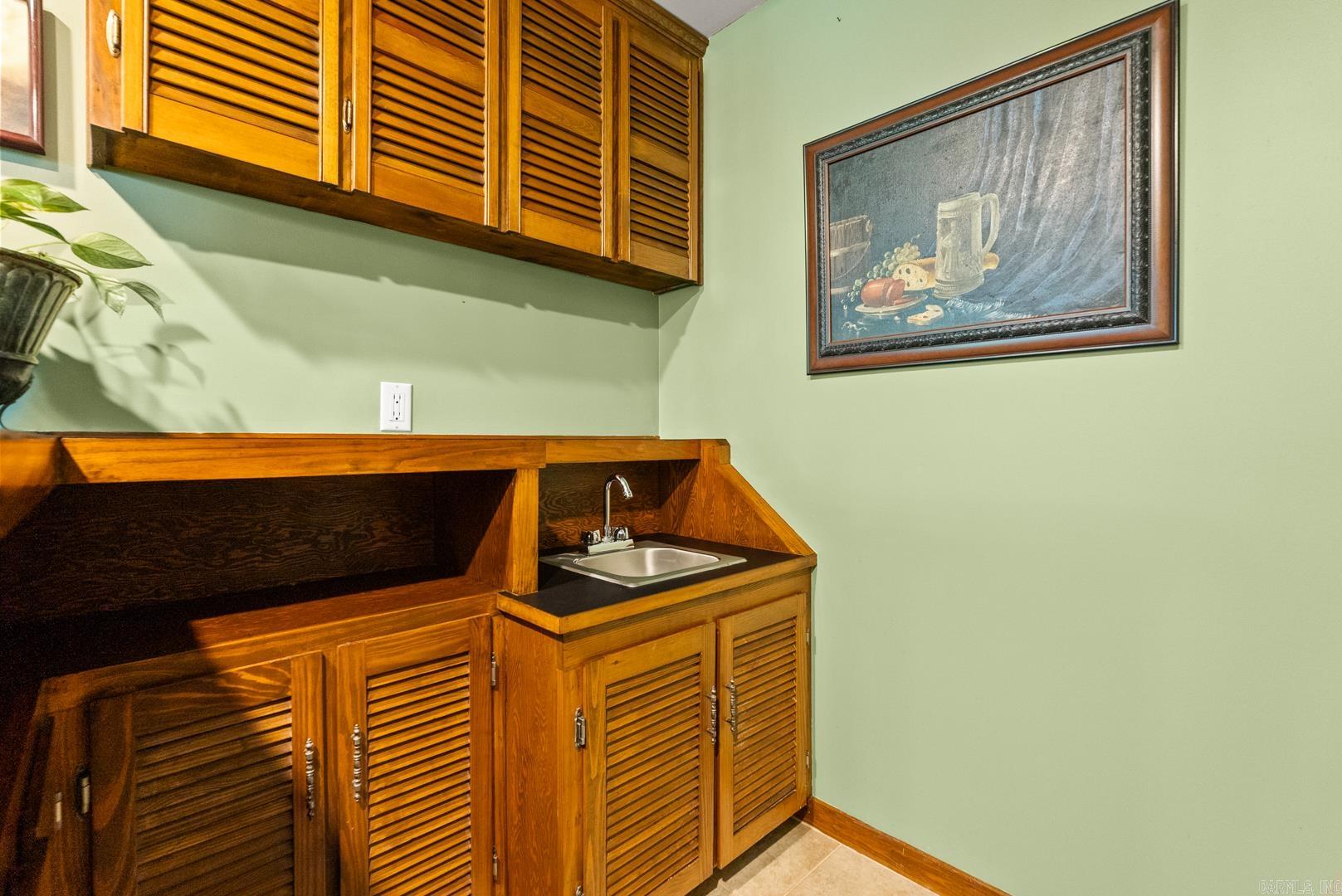 OVERLOOK PARK - Residential