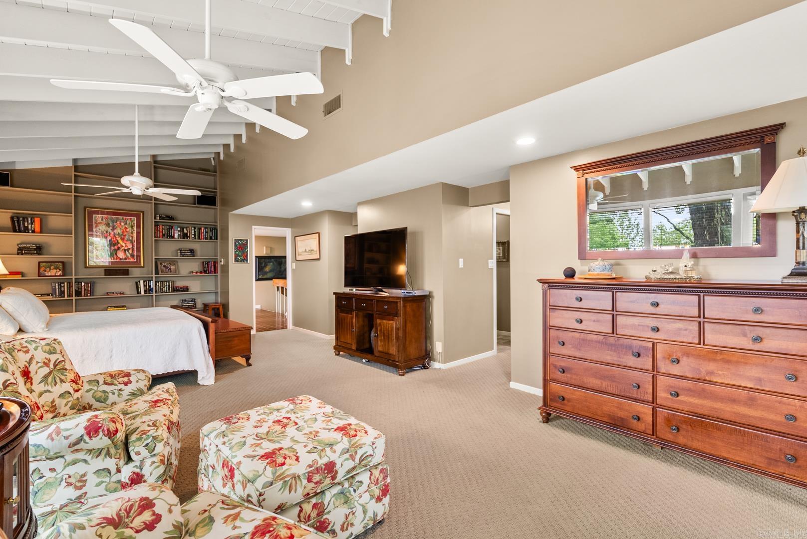 OVERLOOK PARK - Residential