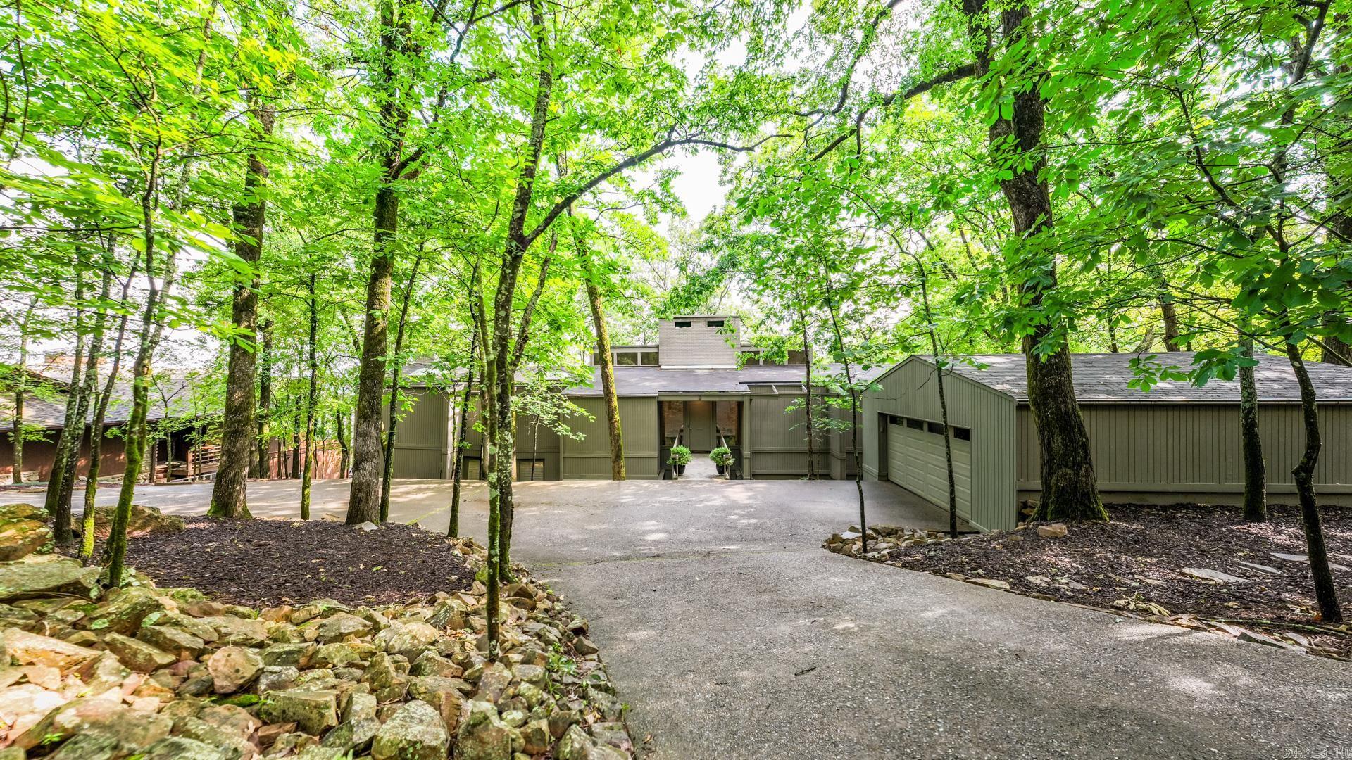OVERLOOK PARK - Residential