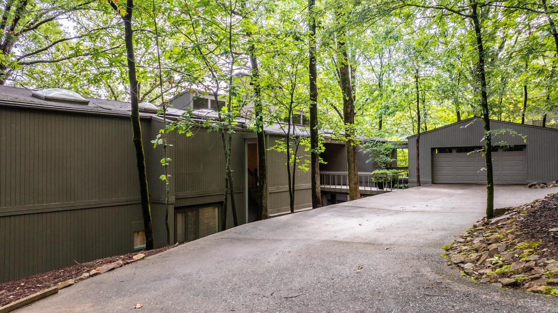 OVERLOOK PARK - Residential