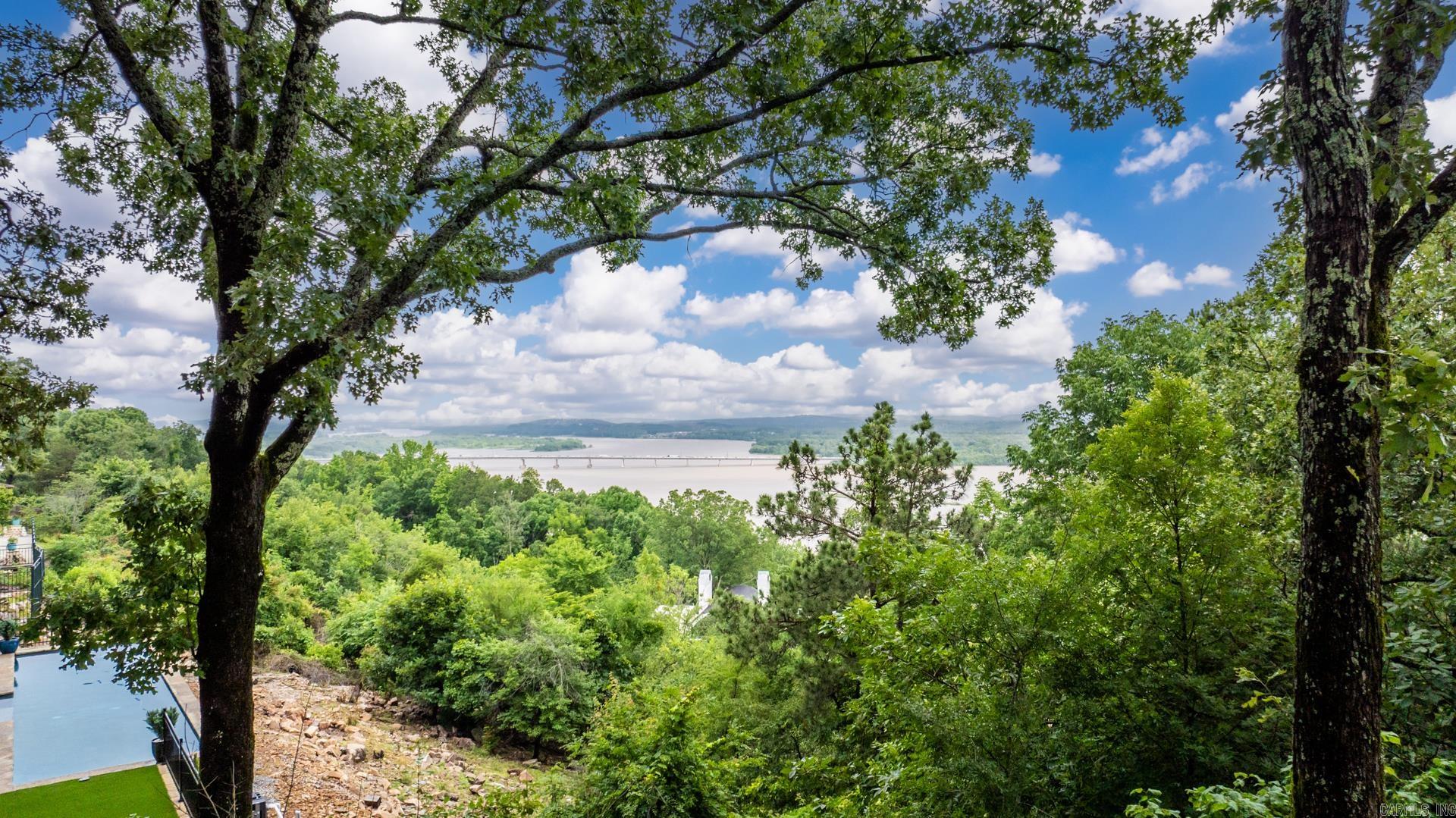 OVERLOOK PARK - Residential