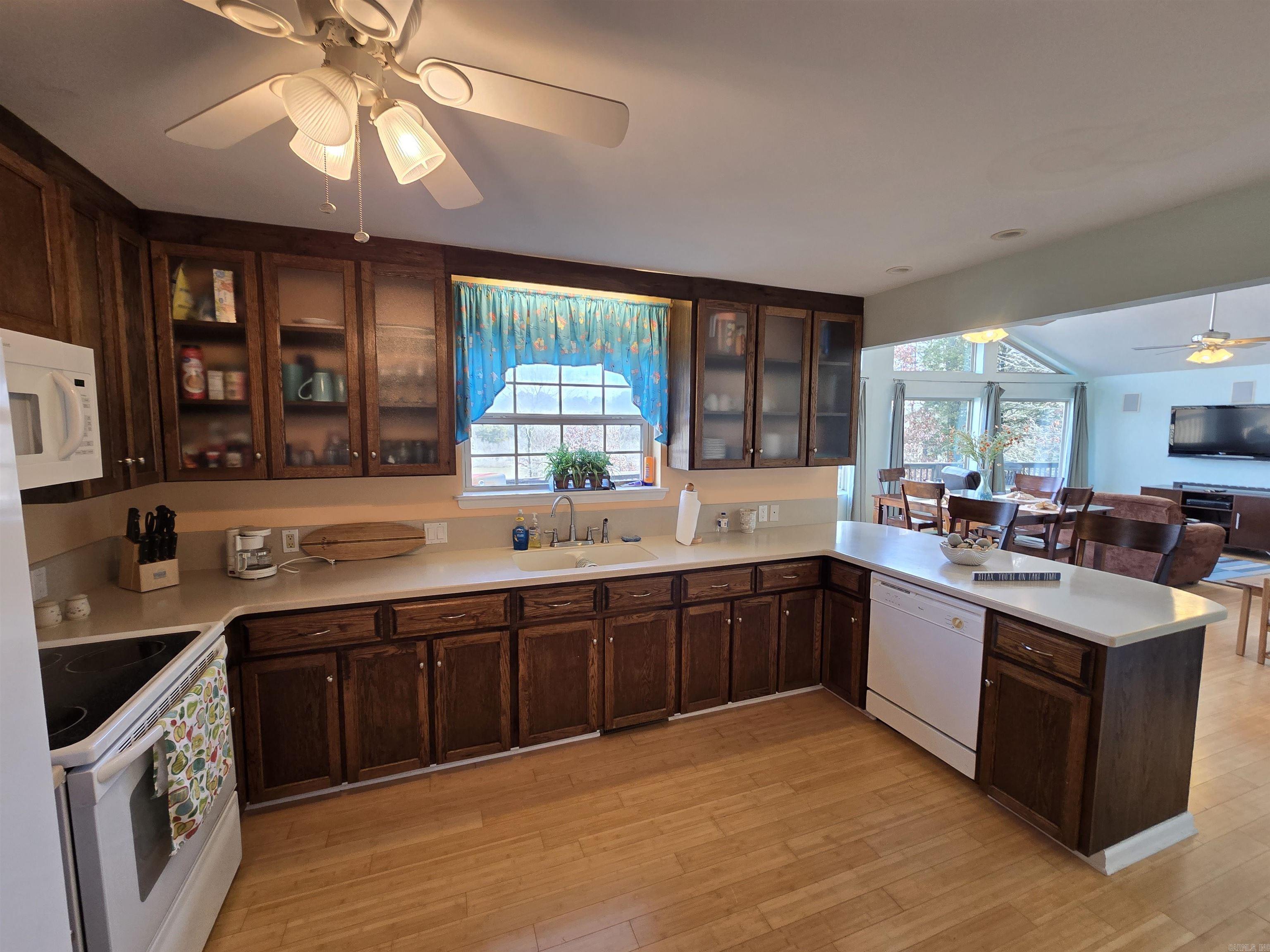 WOODHAVEN - Residential