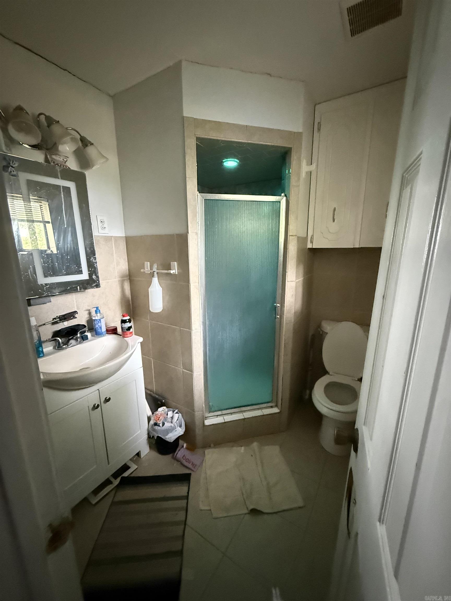 MEADOWLARK - Residential