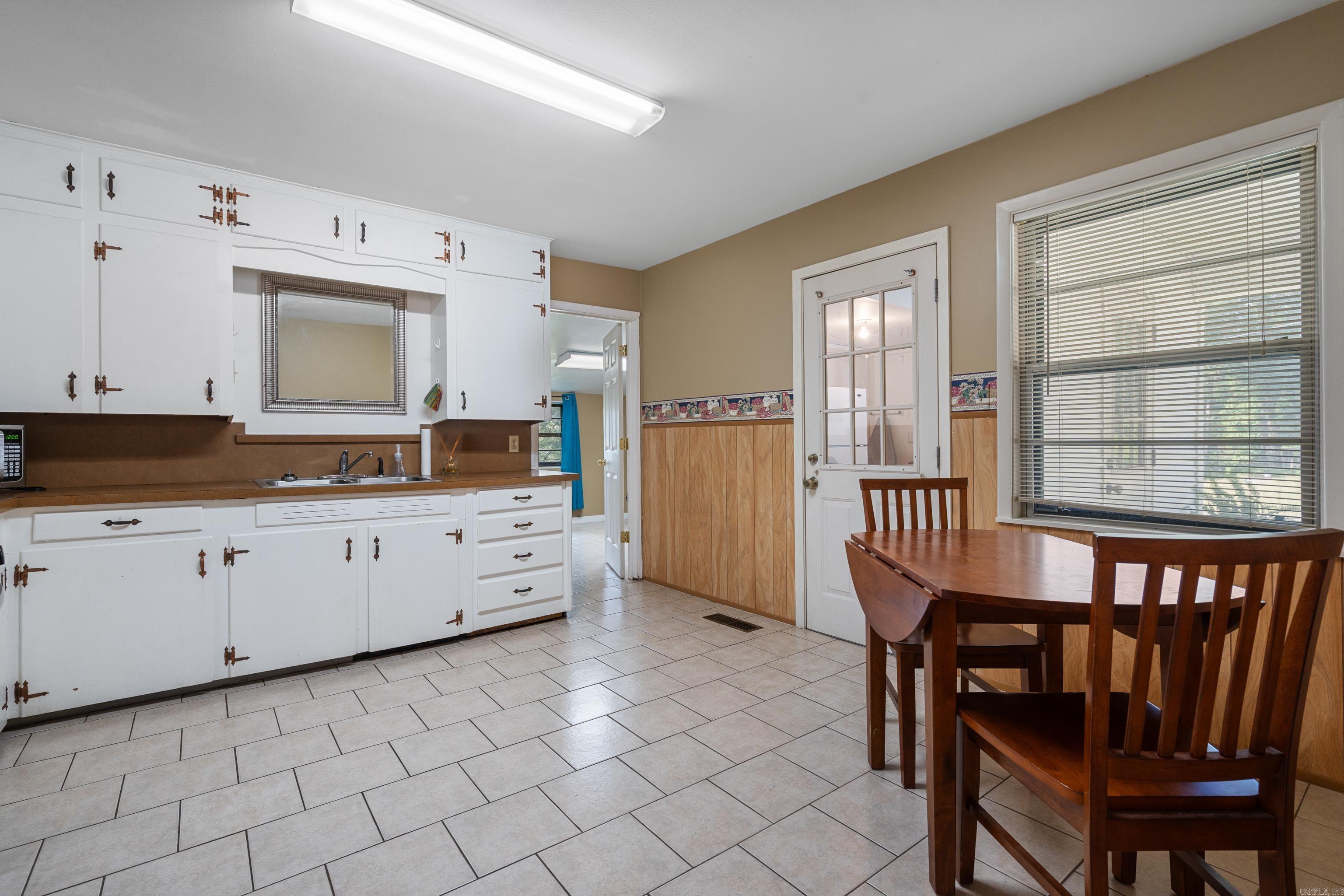 LEIPER HEIGHTS ADDITION - Residential