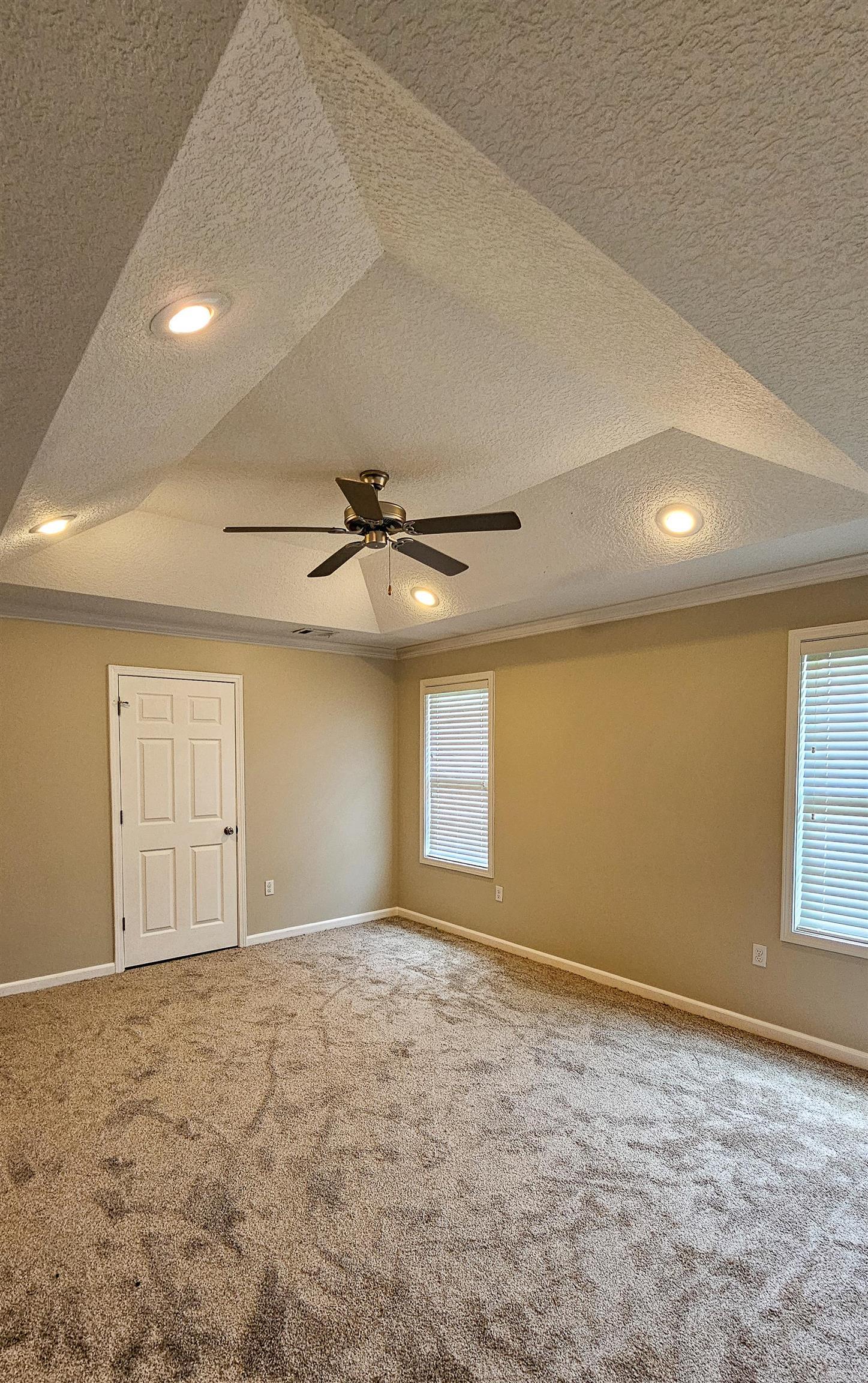 GREGORY'S - Residential