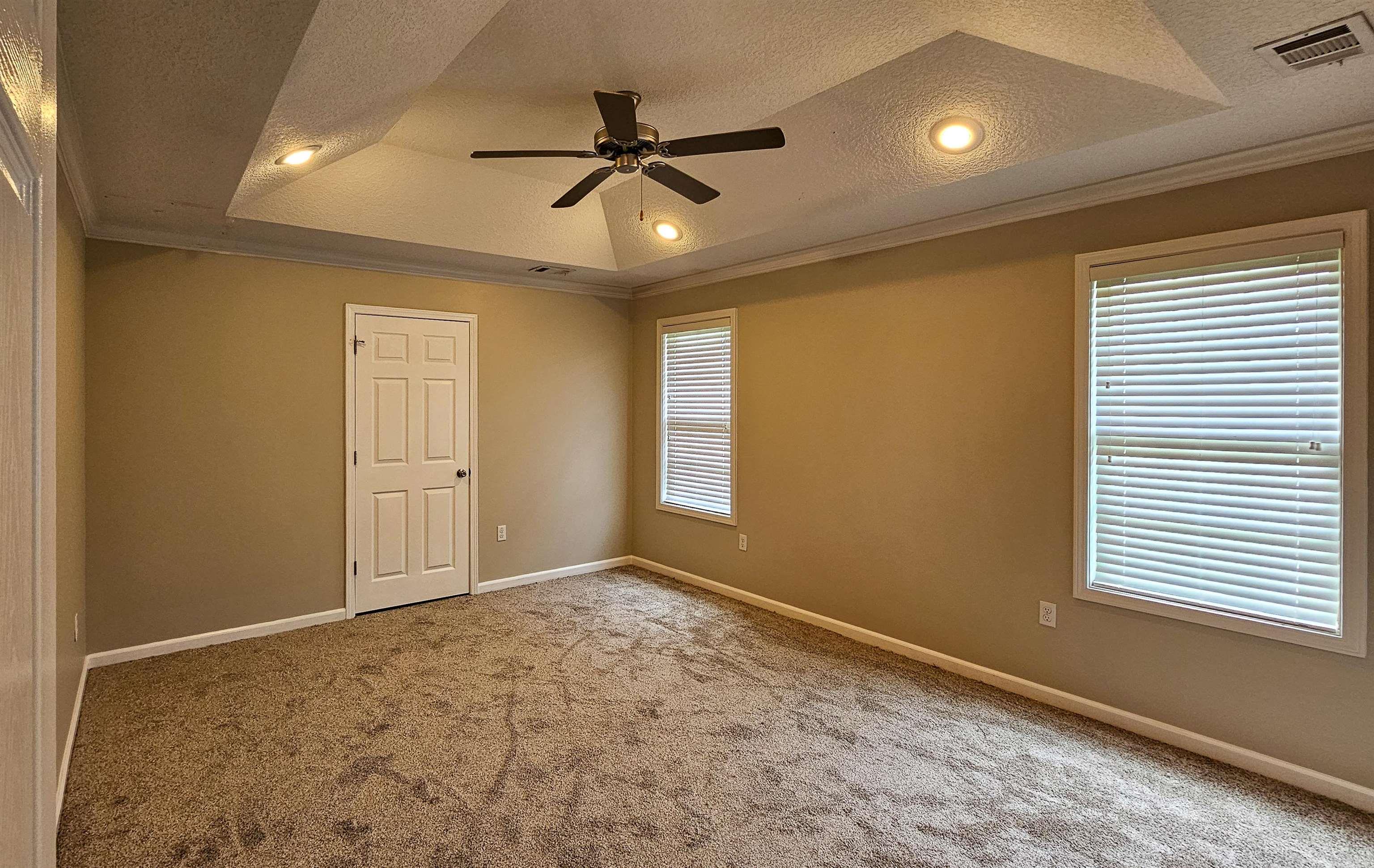 GREGORY'S - Residential