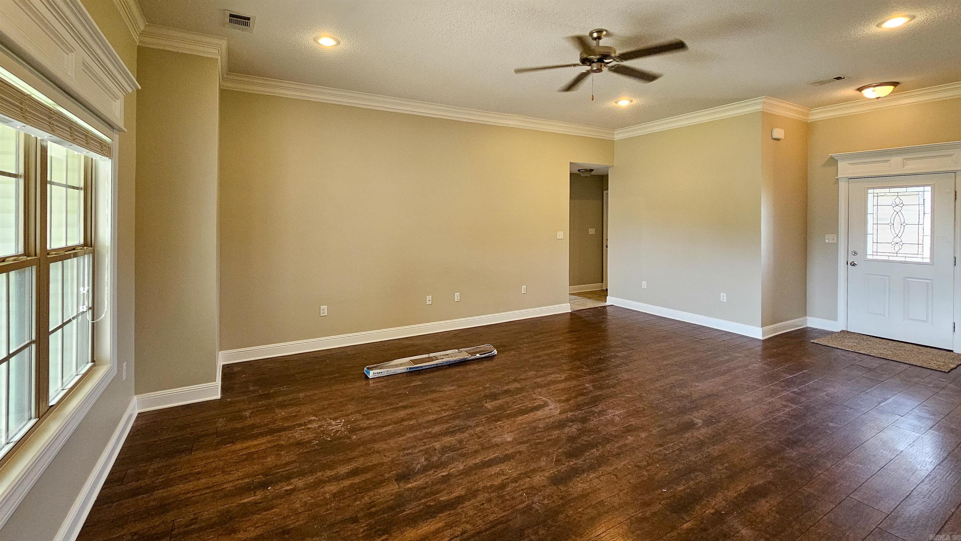 GREGORY'S - Residential