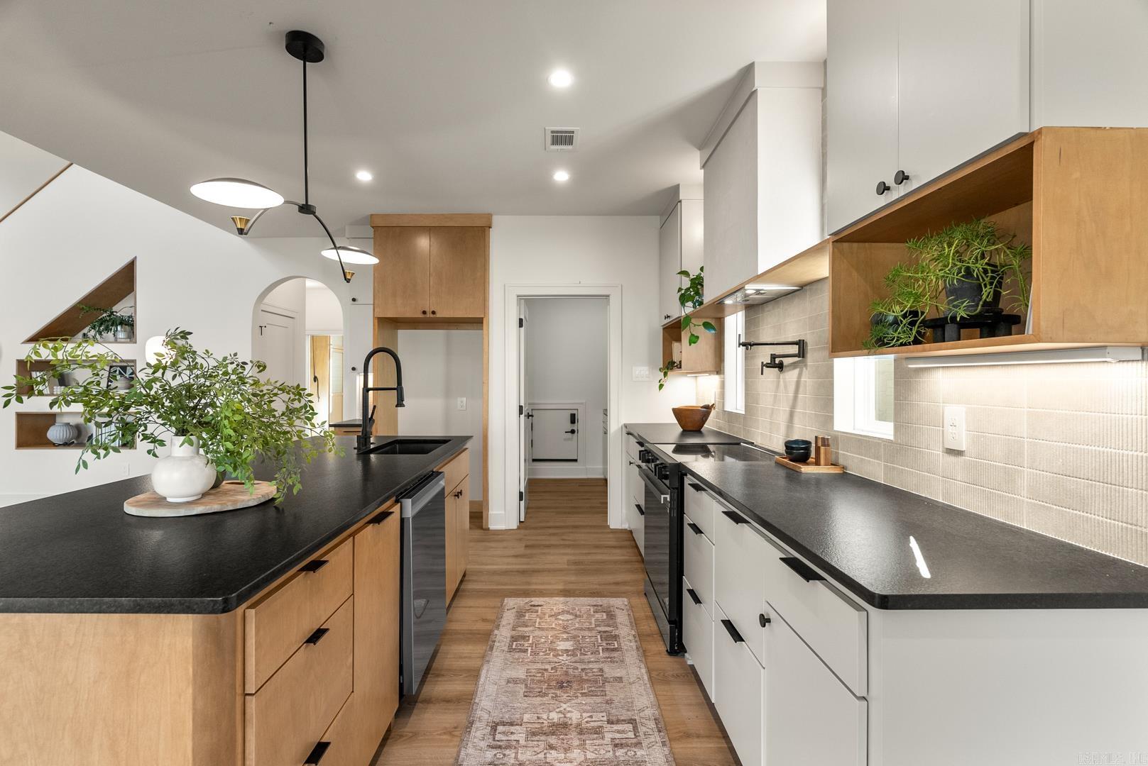 SYLVIA SPRINGS SUBDIVISION - Residential