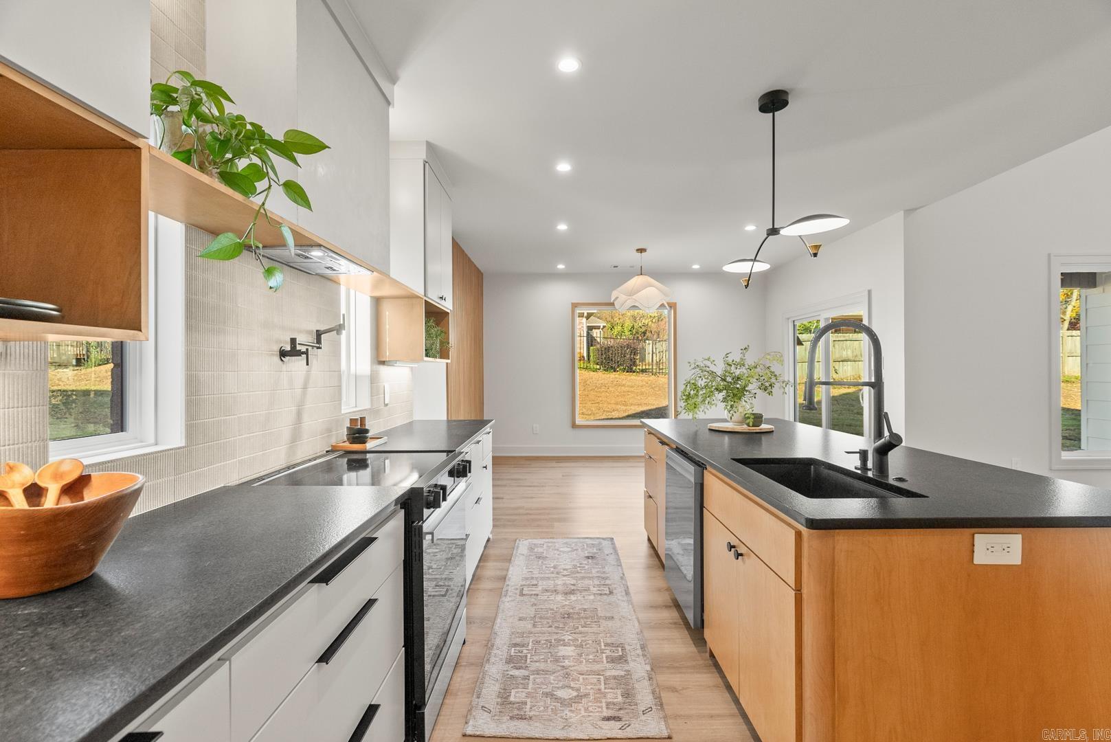 SYLVIA SPRINGS SUBDIVISION - Residential