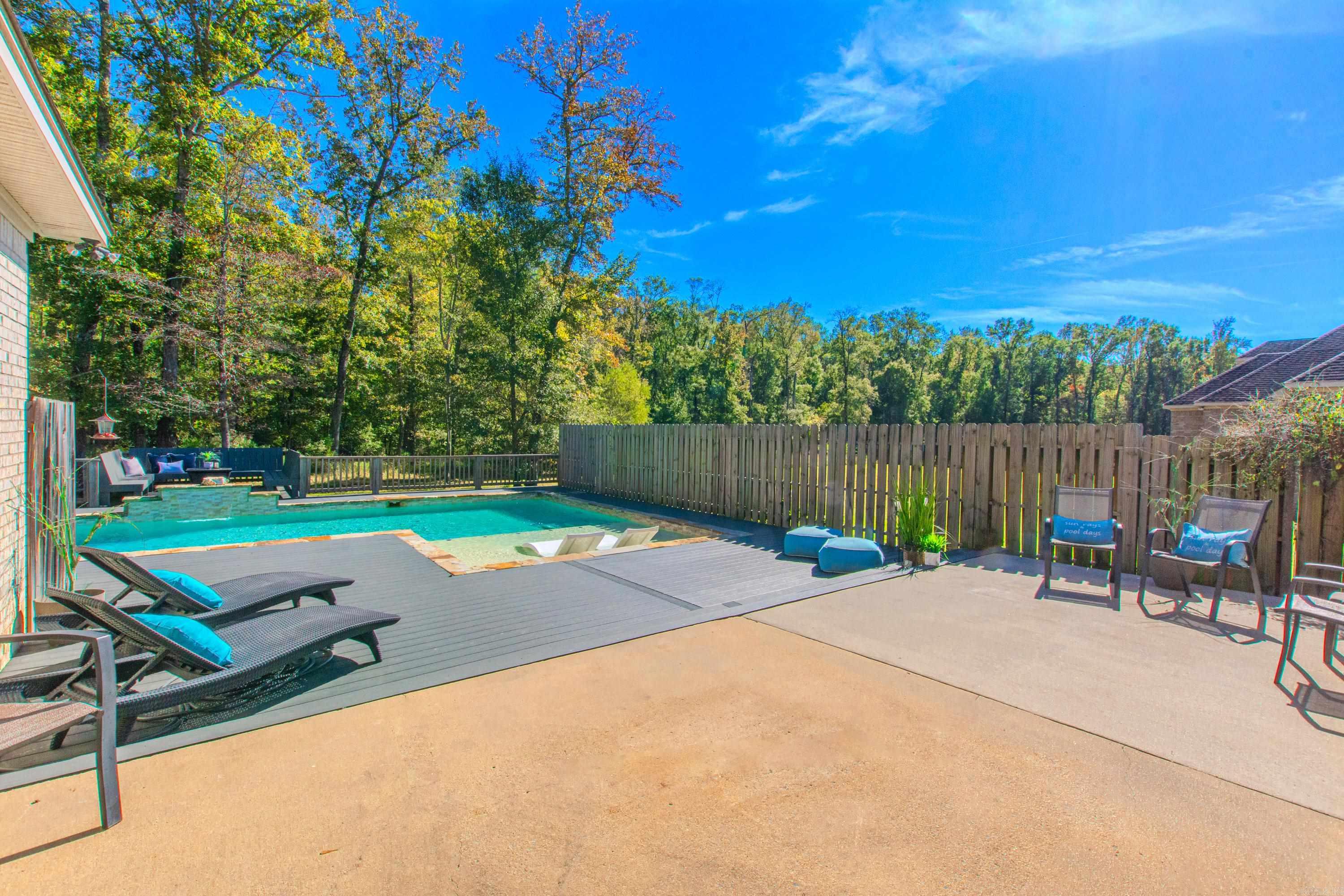 OAK RIDGE RANCH - Residential