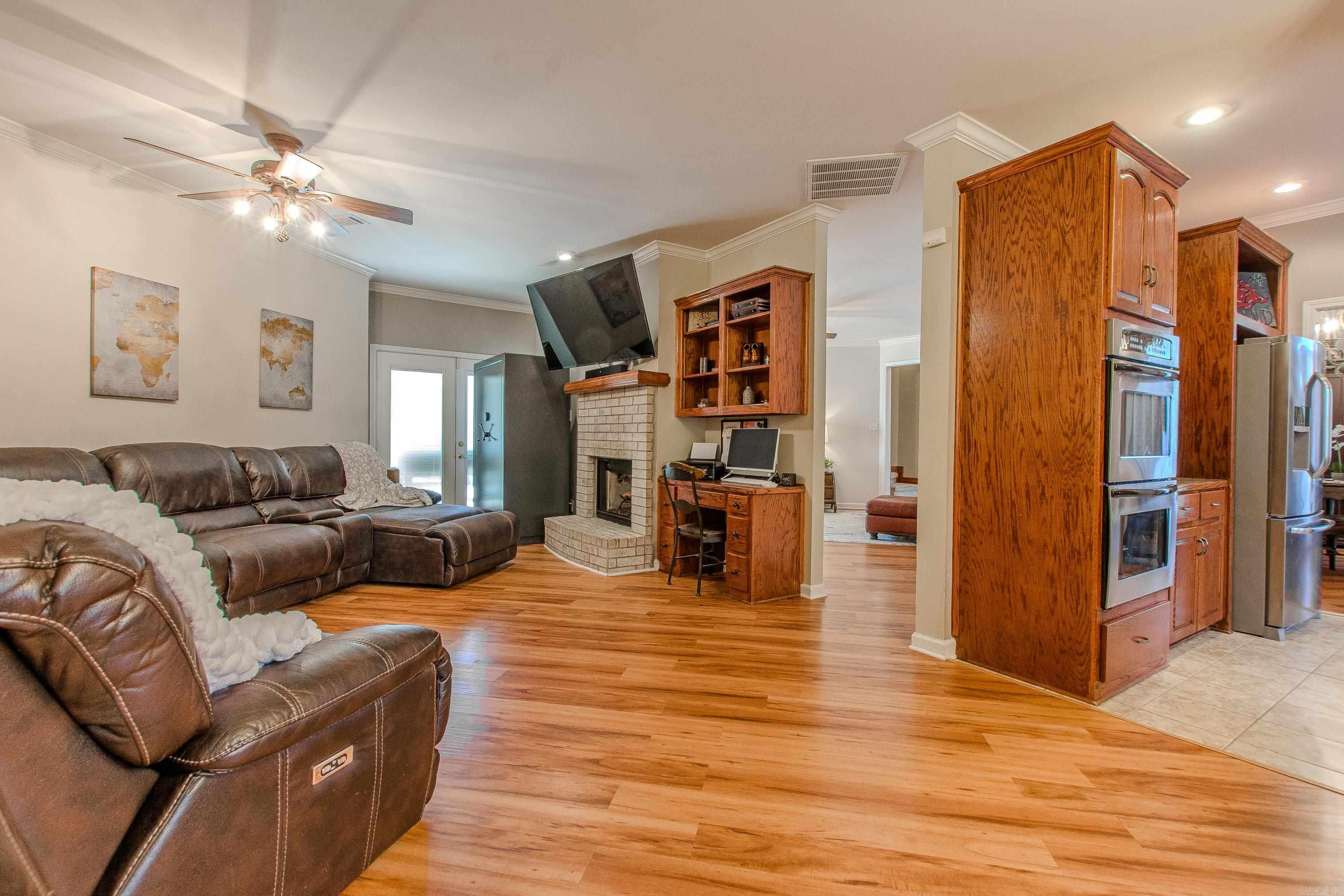 OAK RIDGE RANCH - Residential