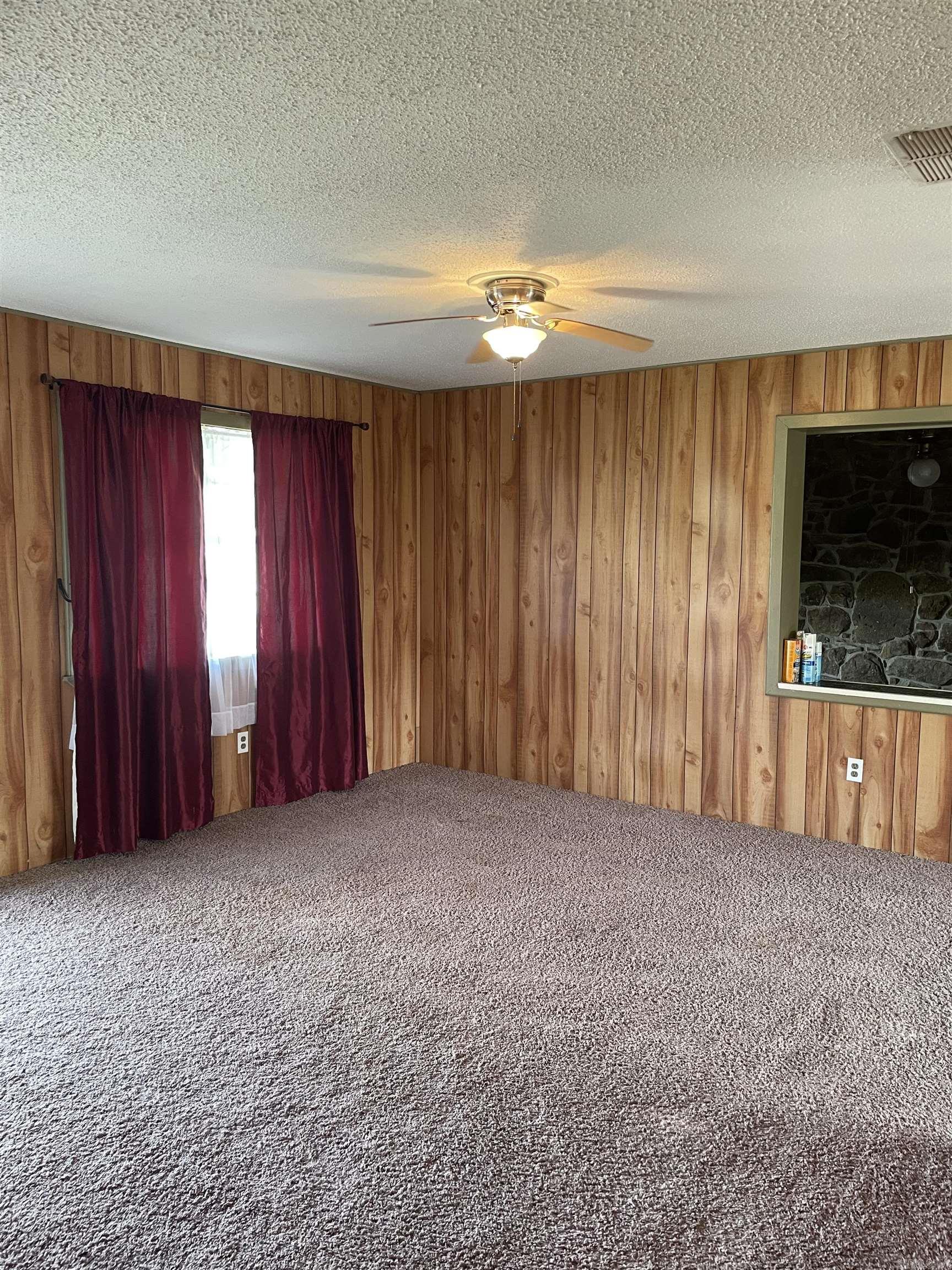 TOWN OF POYEN - Residential