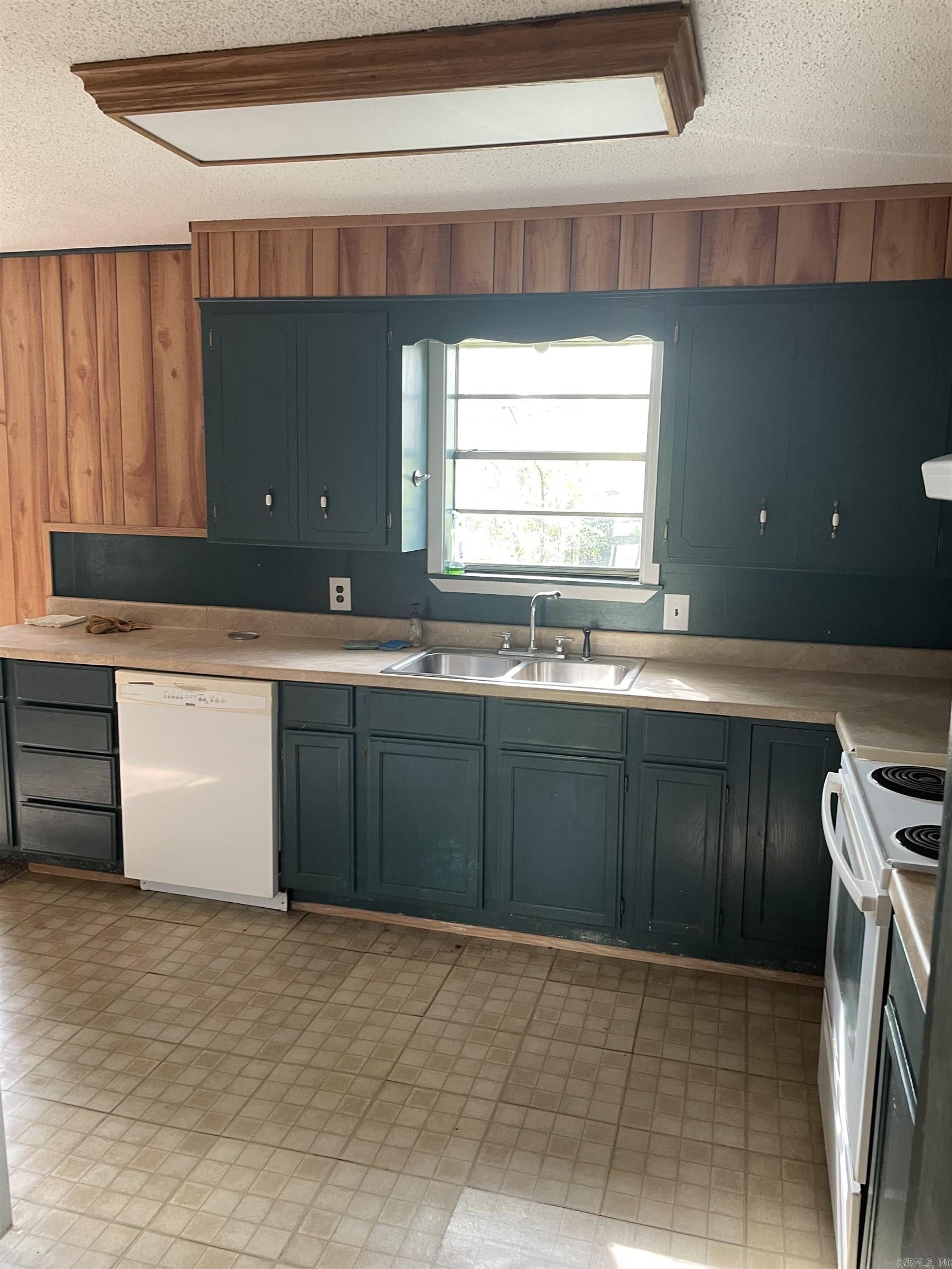 TOWN OF POYEN - Residential