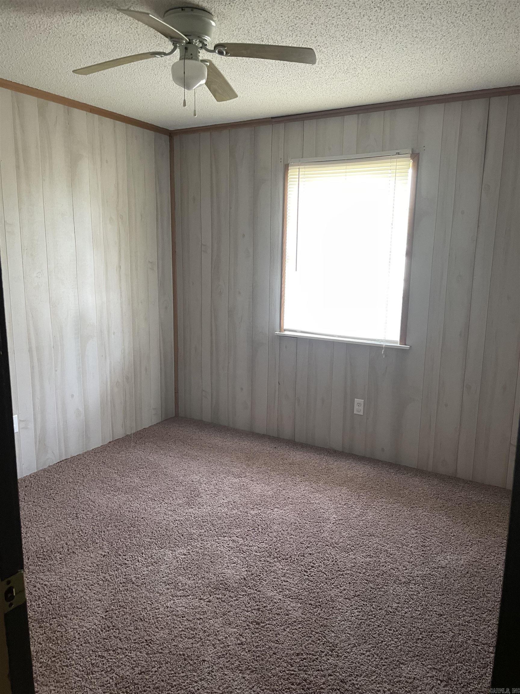 TOWN OF POYEN - Residential