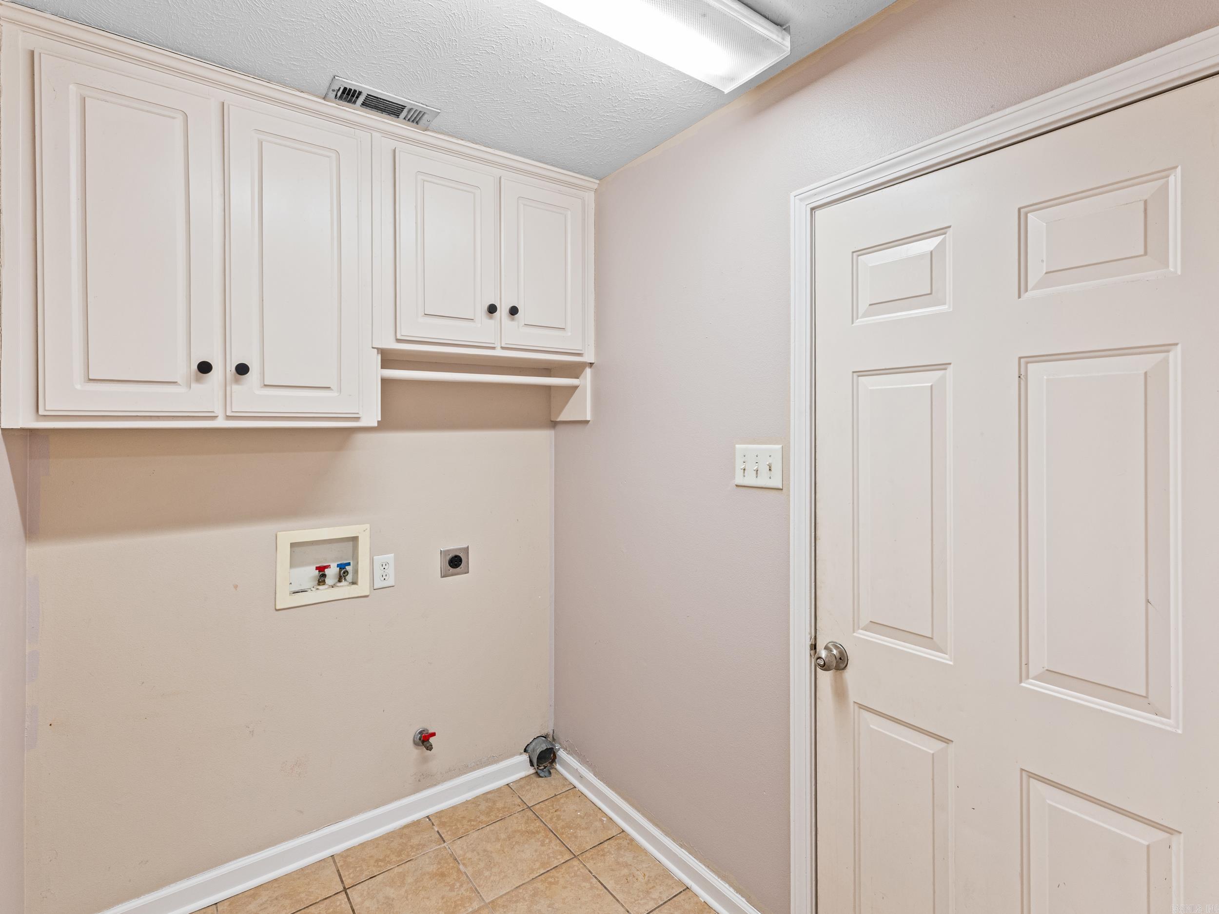 SILVER STREAK - Residential