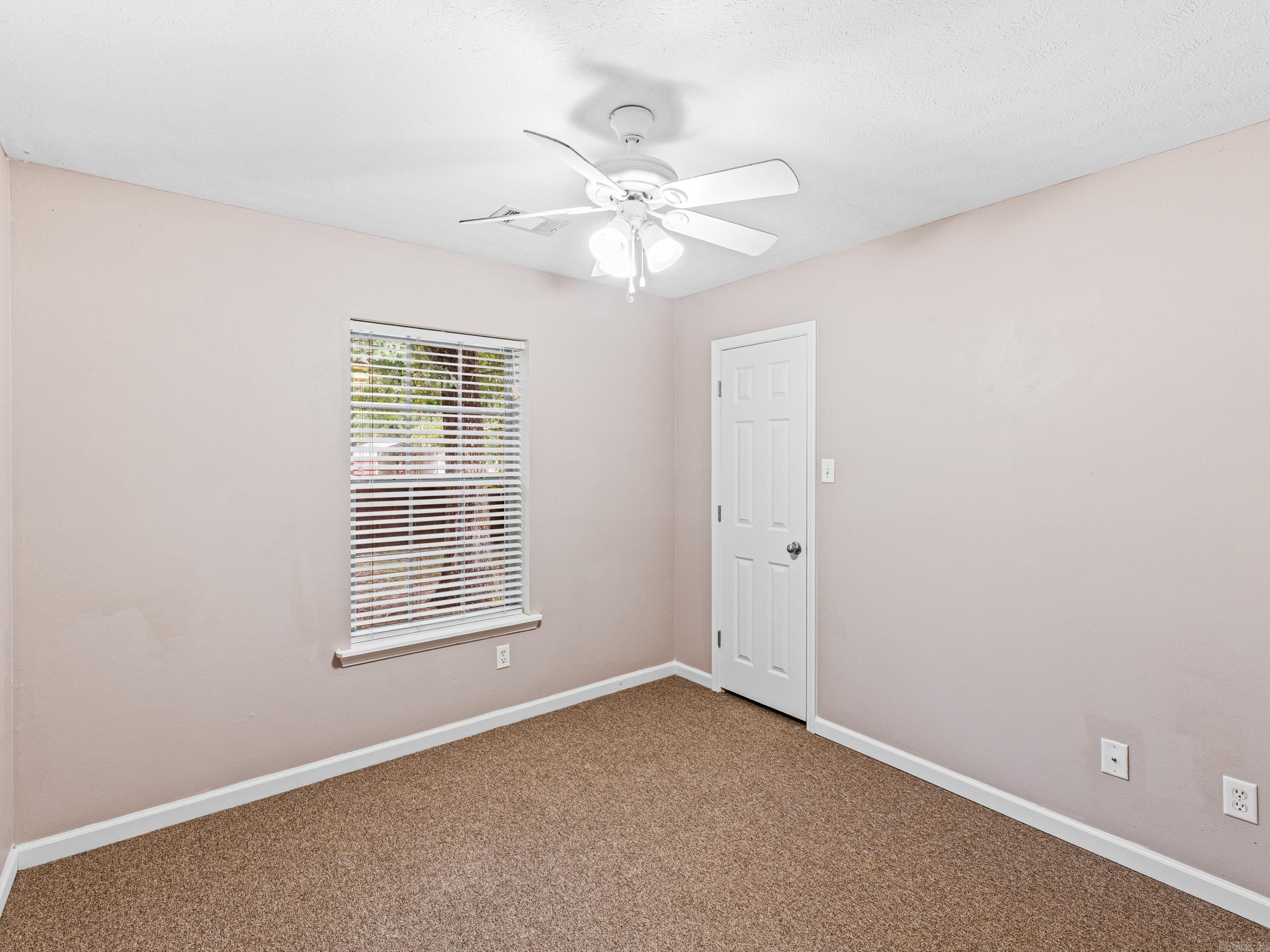 SILVER STREAK - Residential