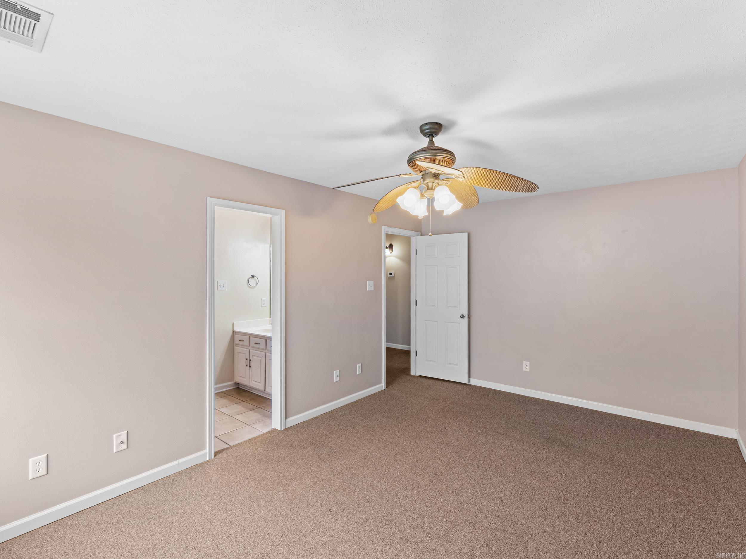 SILVER STREAK - Residential