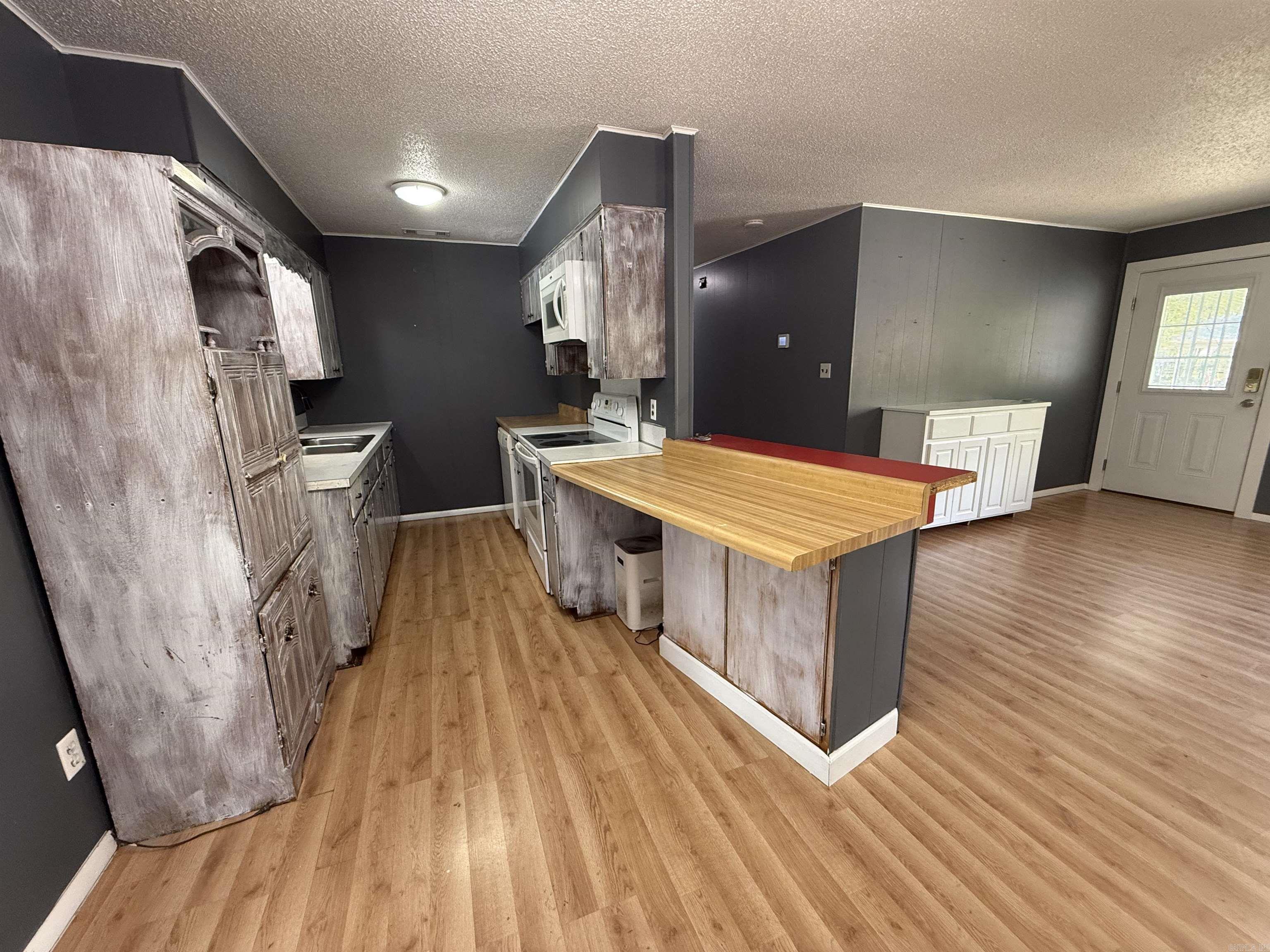 Meadowbrook I - Residential