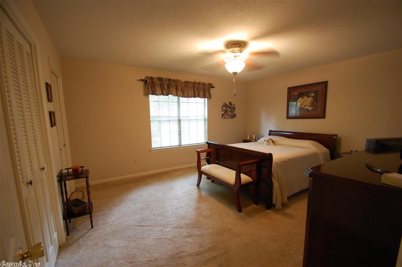 OTTER CREEK COMMUNITY - Residential