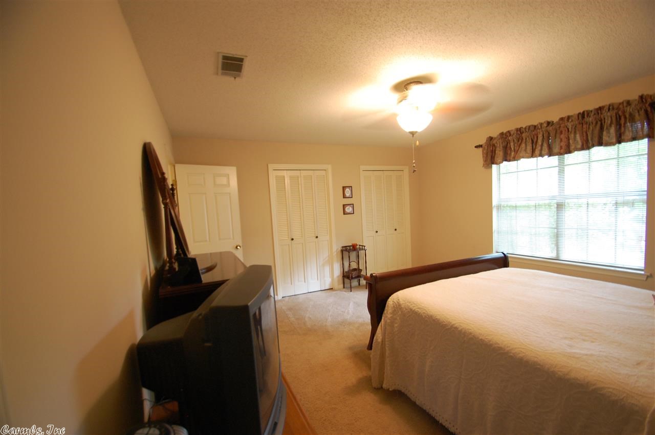 OTTER CREEK COMMUNITY - Residential