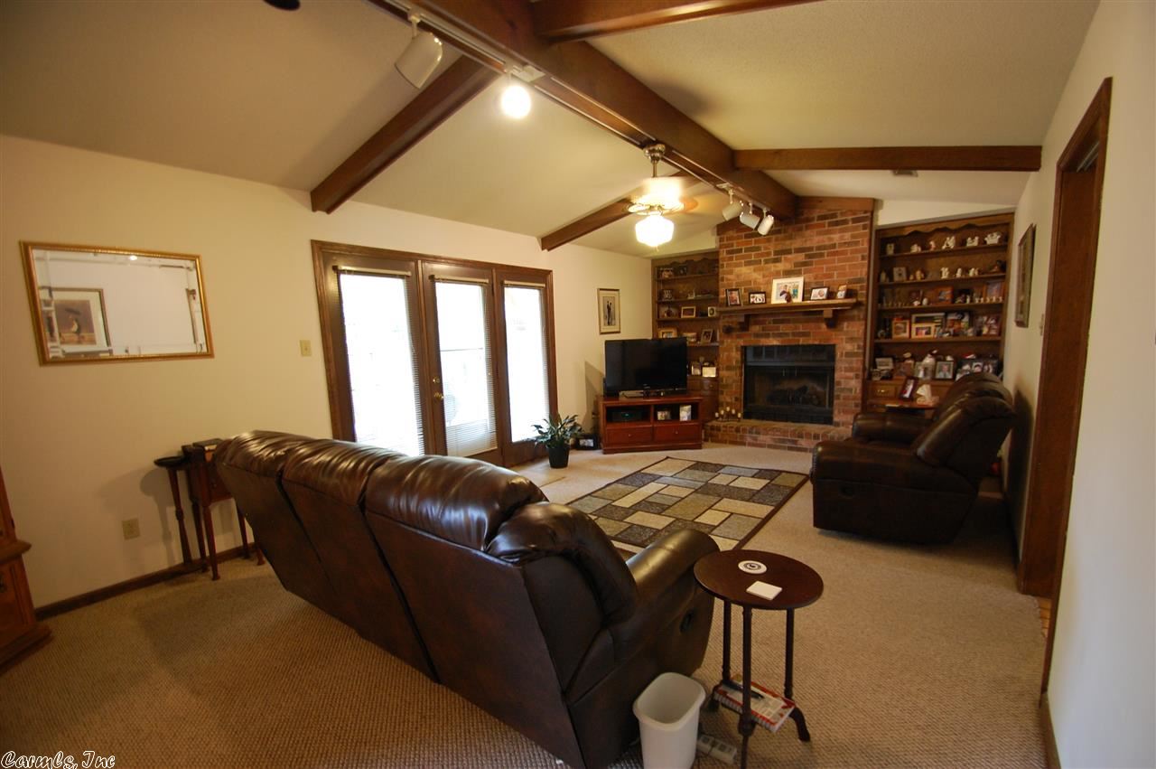 OTTER CREEK COMMUNITY - Residential