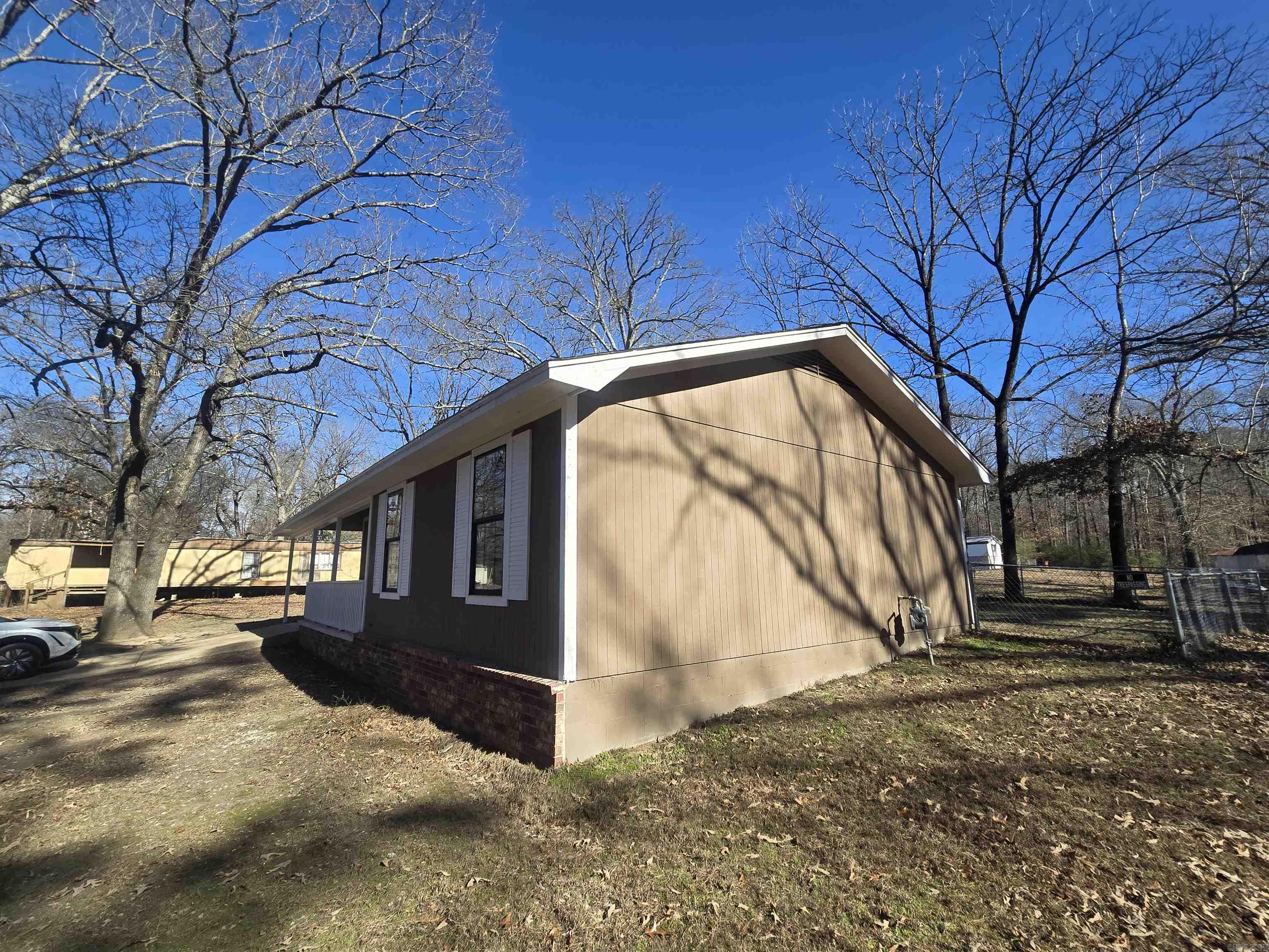 HIGHLAND ACRES - Residential