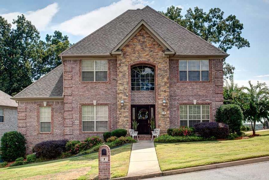 Very spacious beautiful home on a corner lot in Woodlands Edge. Great floor plan- 4 bedroom, 3.5 baths with master on main level. Granite counter tops, formal dining room, large living room and office.  Backs up to green belt. Immaculate condition, this house is a MUST SEE!  See showing remarks.