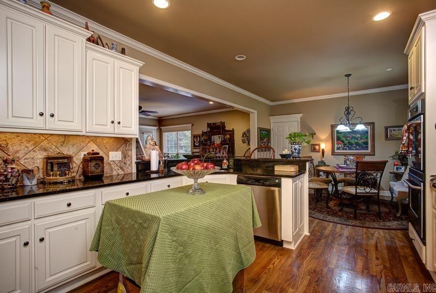 WOODLANDS EDGE - Residential