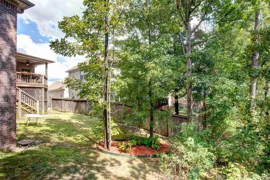 WOODLANDS EDGE - Residential