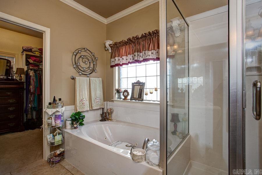 WOODLANDS EDGE - Residential