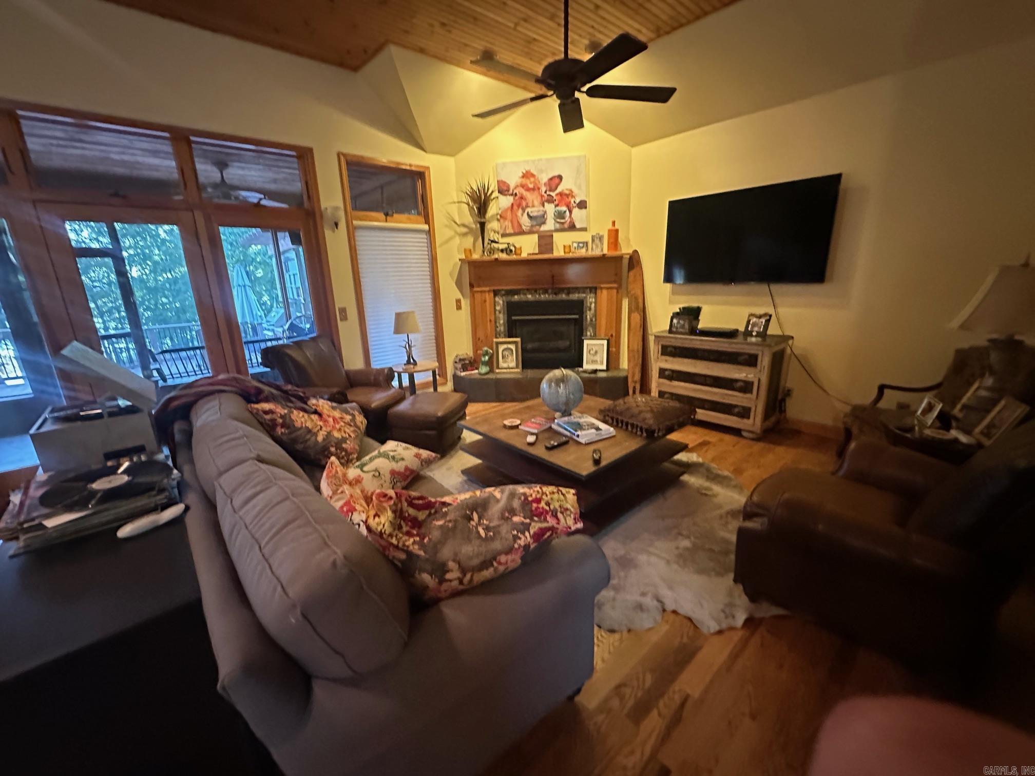 Tannenbaum - Residential