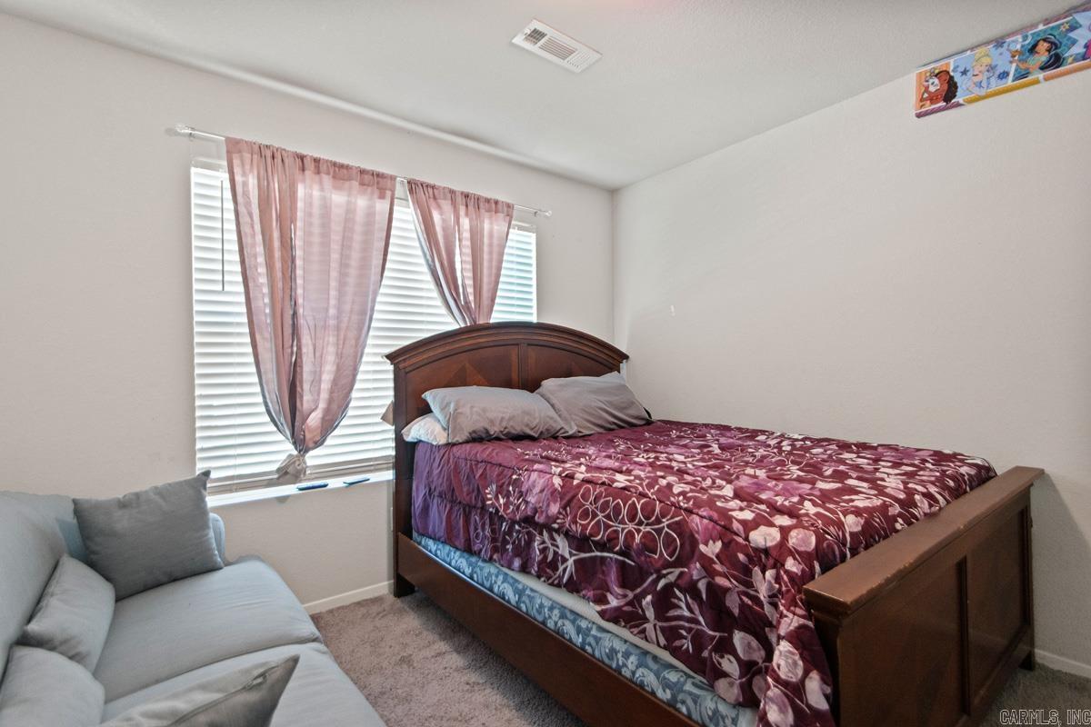 PARKWAY MEADOWS - Residential