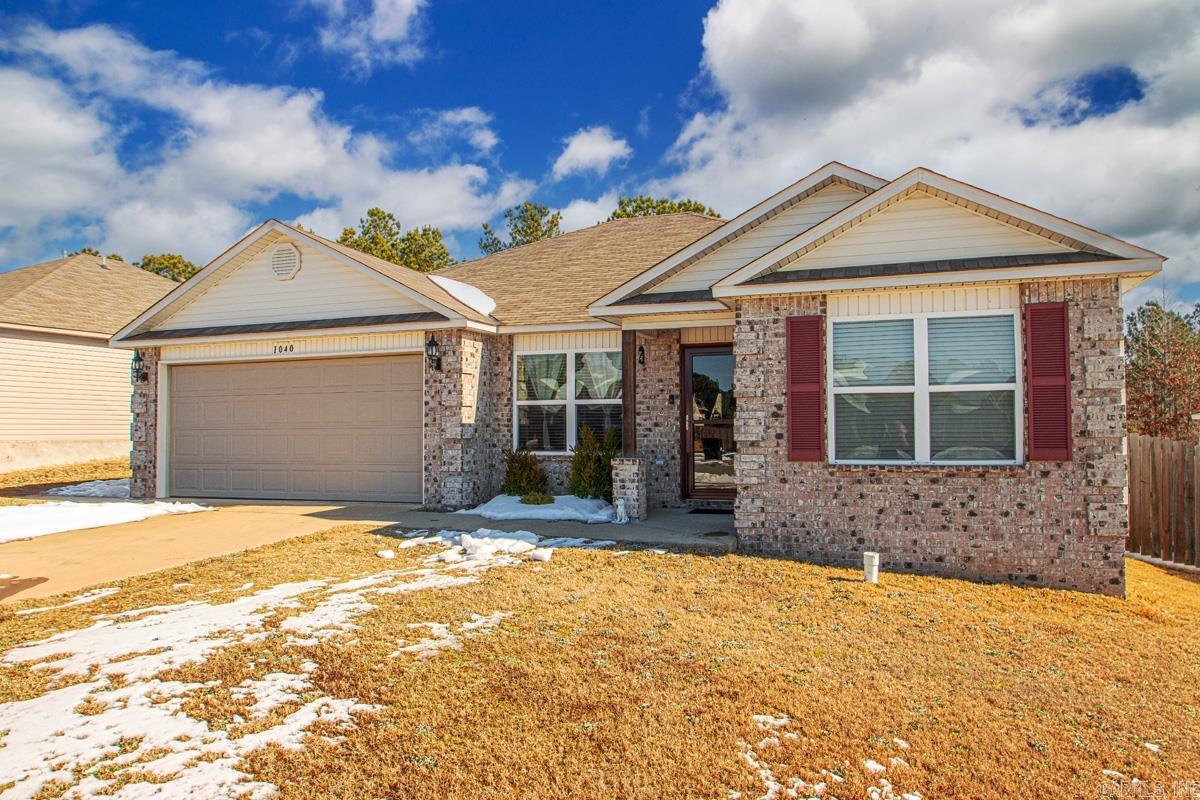 PARKWAY MEADOWS - Residential