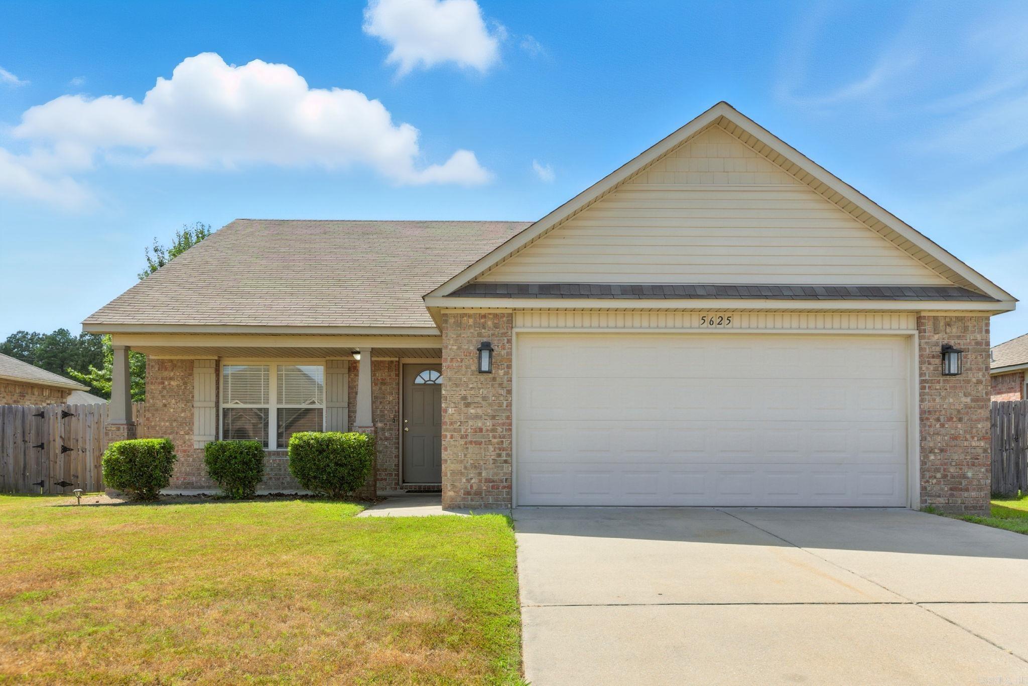 TRAMMEL ESTATES - Residential