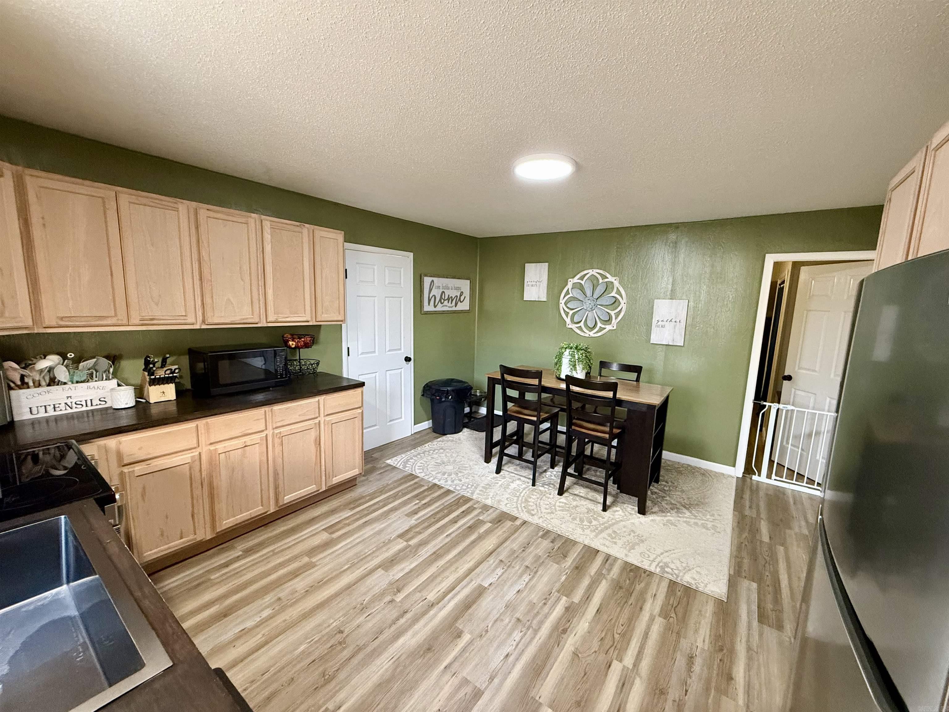 W A DOAK ESTATES - Residential