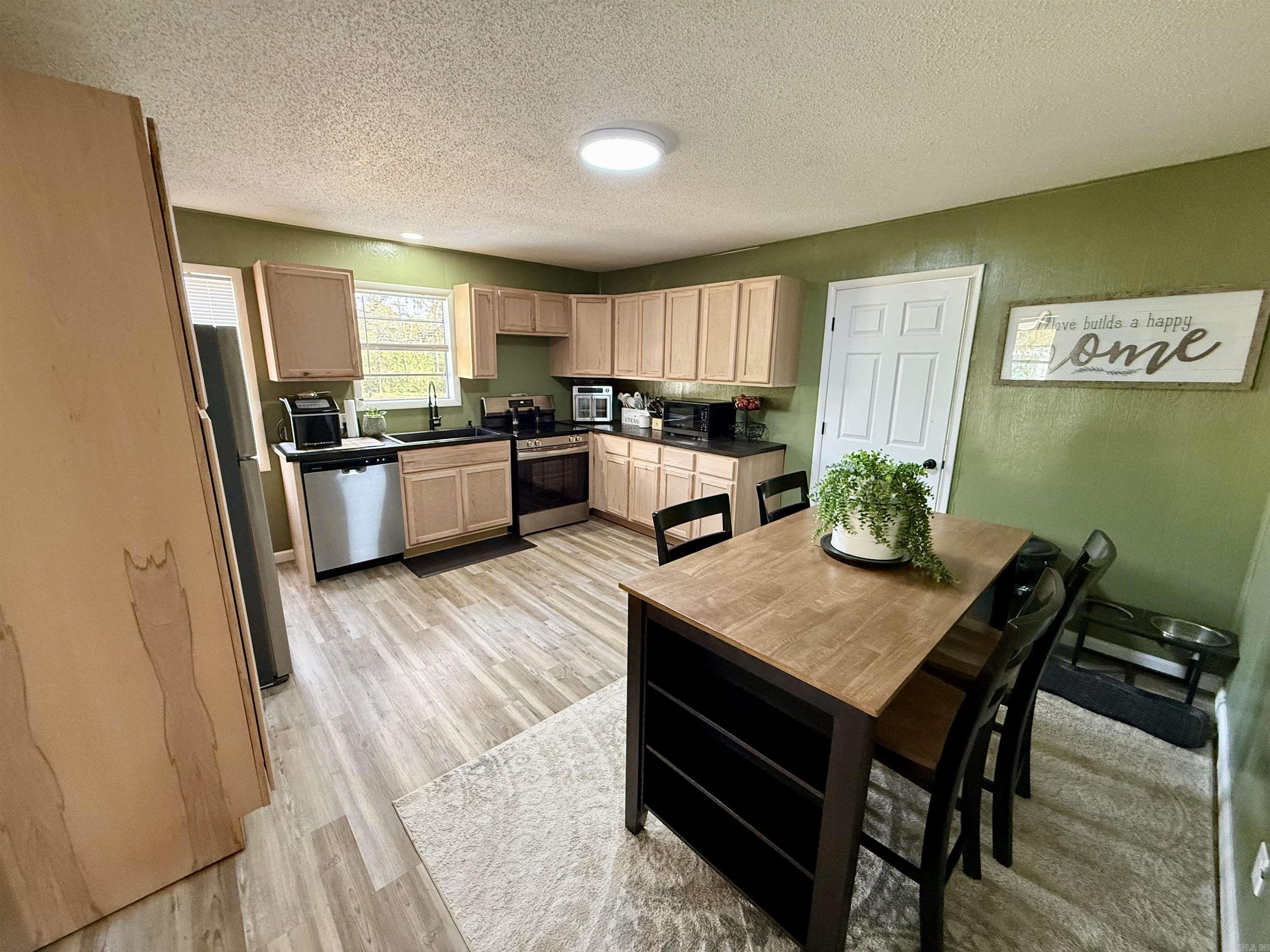 W A DOAK ESTATES - Residential