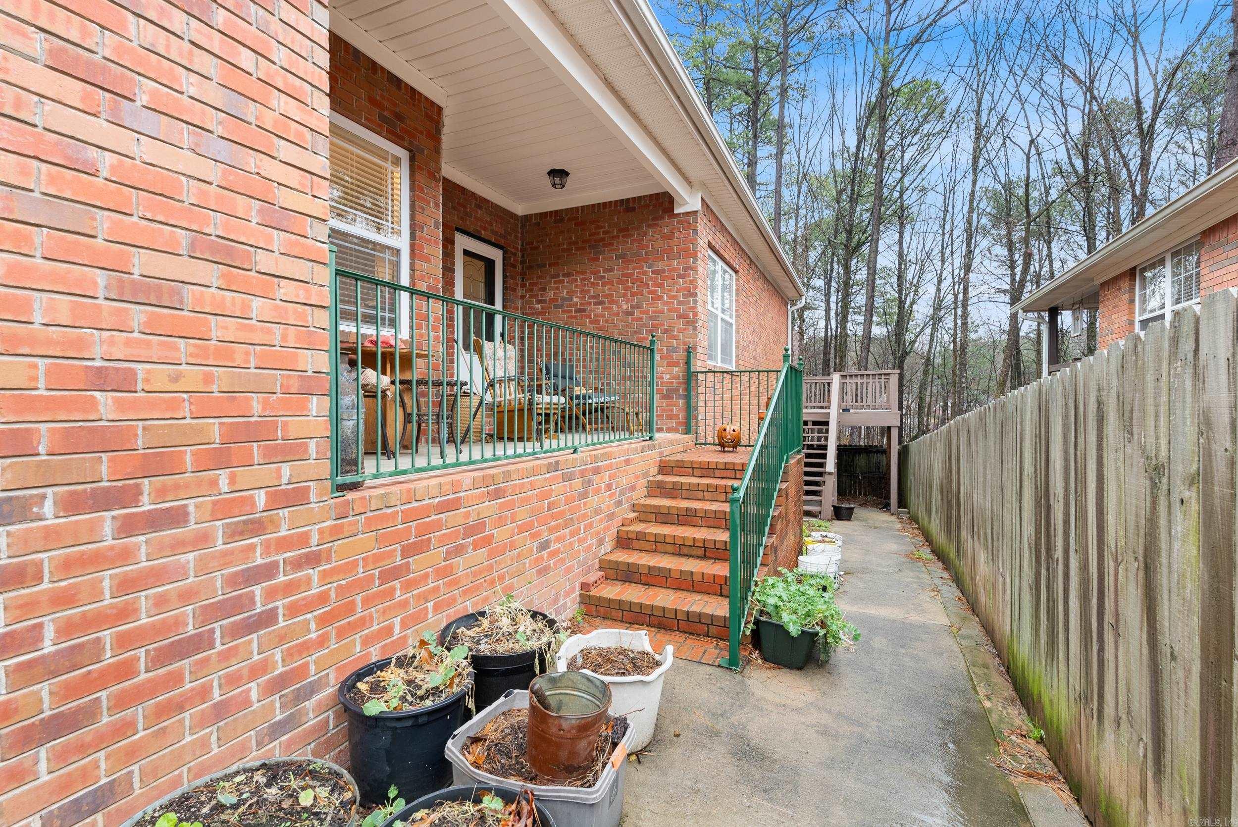 NORTHSHORE GARDENS - Residential