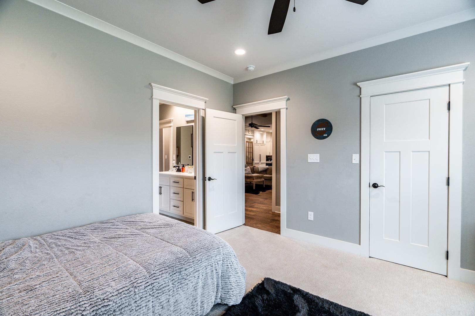 Salem Oaks - Residential